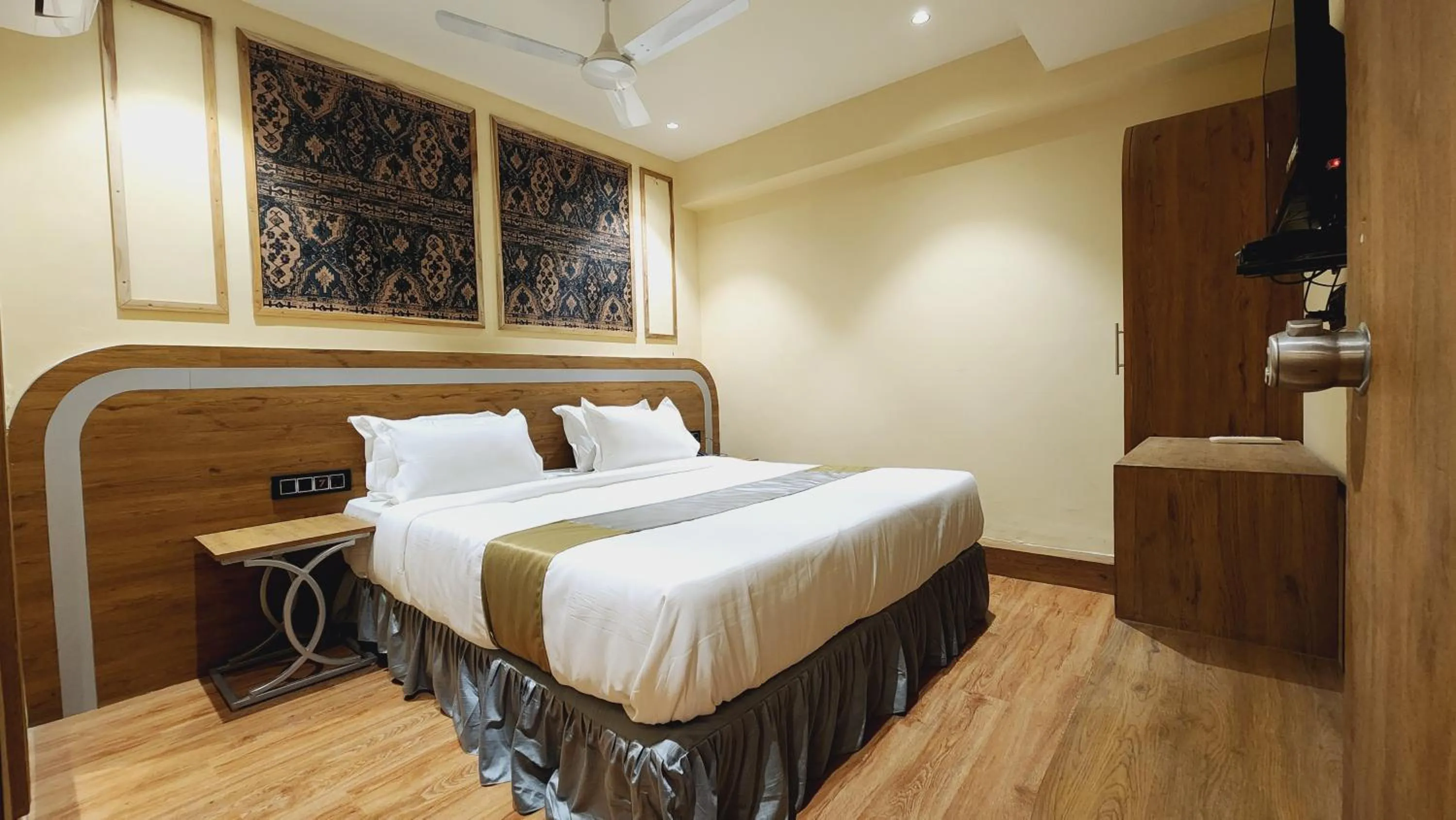 Bed in Hotel Nova Bopal