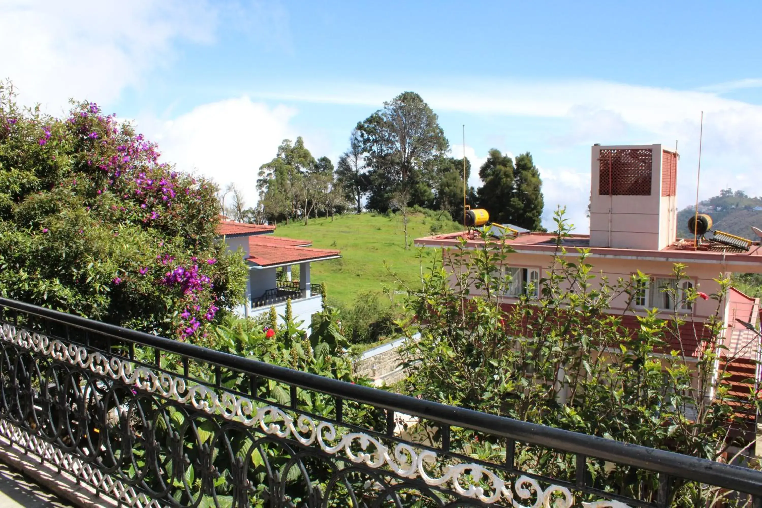 Deluxe Suite in Hotel Temple Towers Deluxe Suite in Hotel Temple Towers