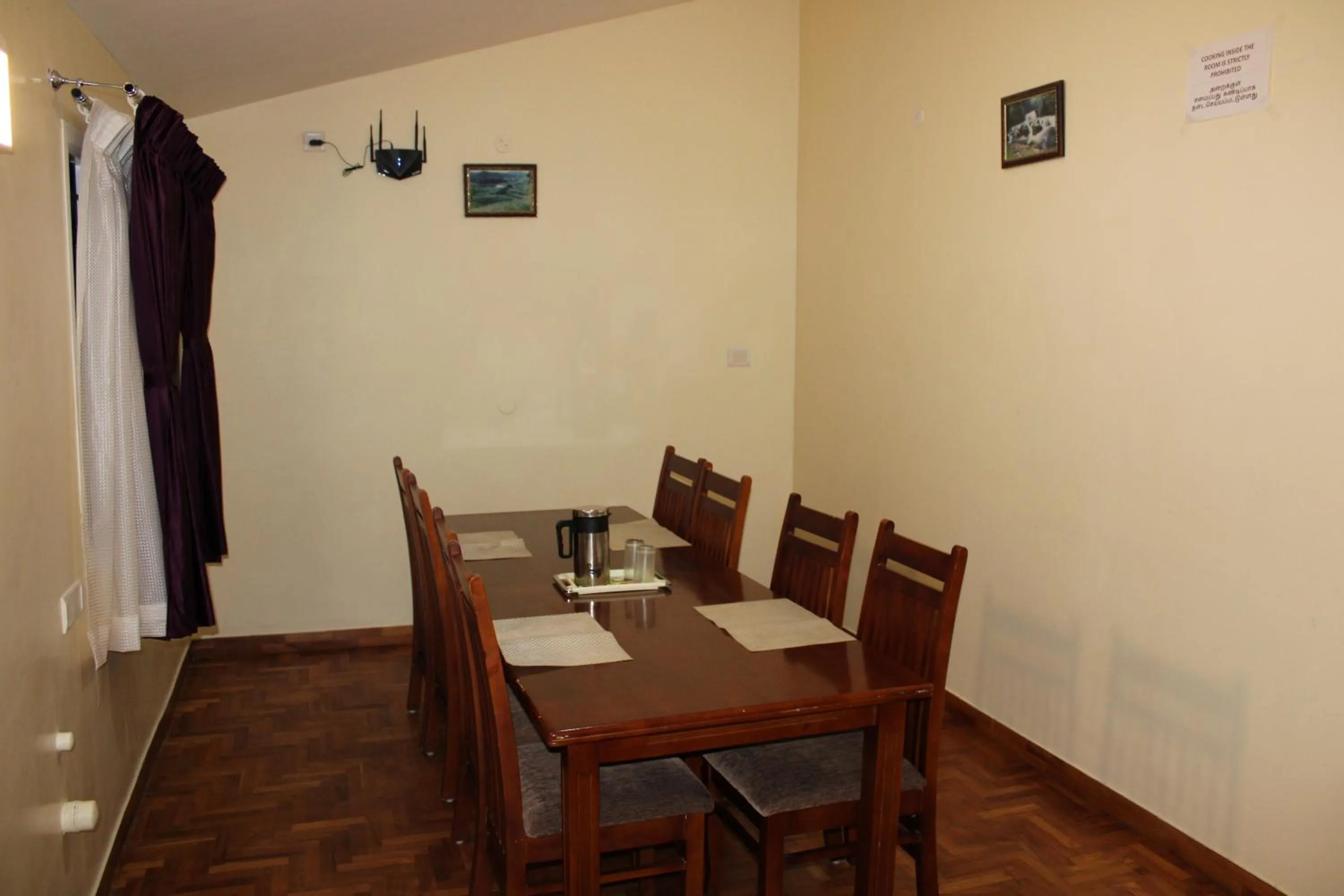 Dinner in Hotel Temple Towers