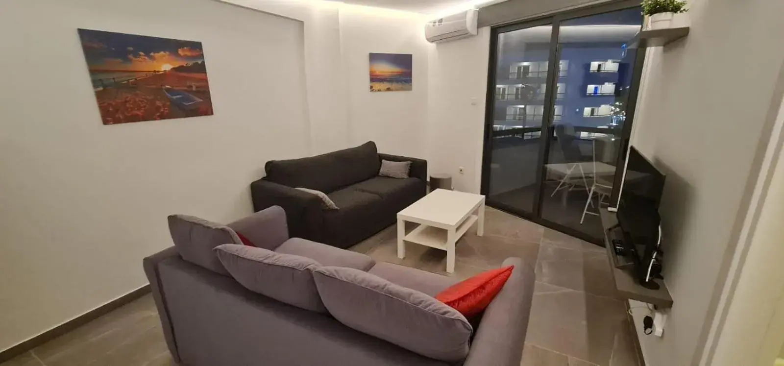 Prime Beachfront Apartment on Larnaca Finikoudes Prime Beachfront Apartment on Larnaca Finikoudes