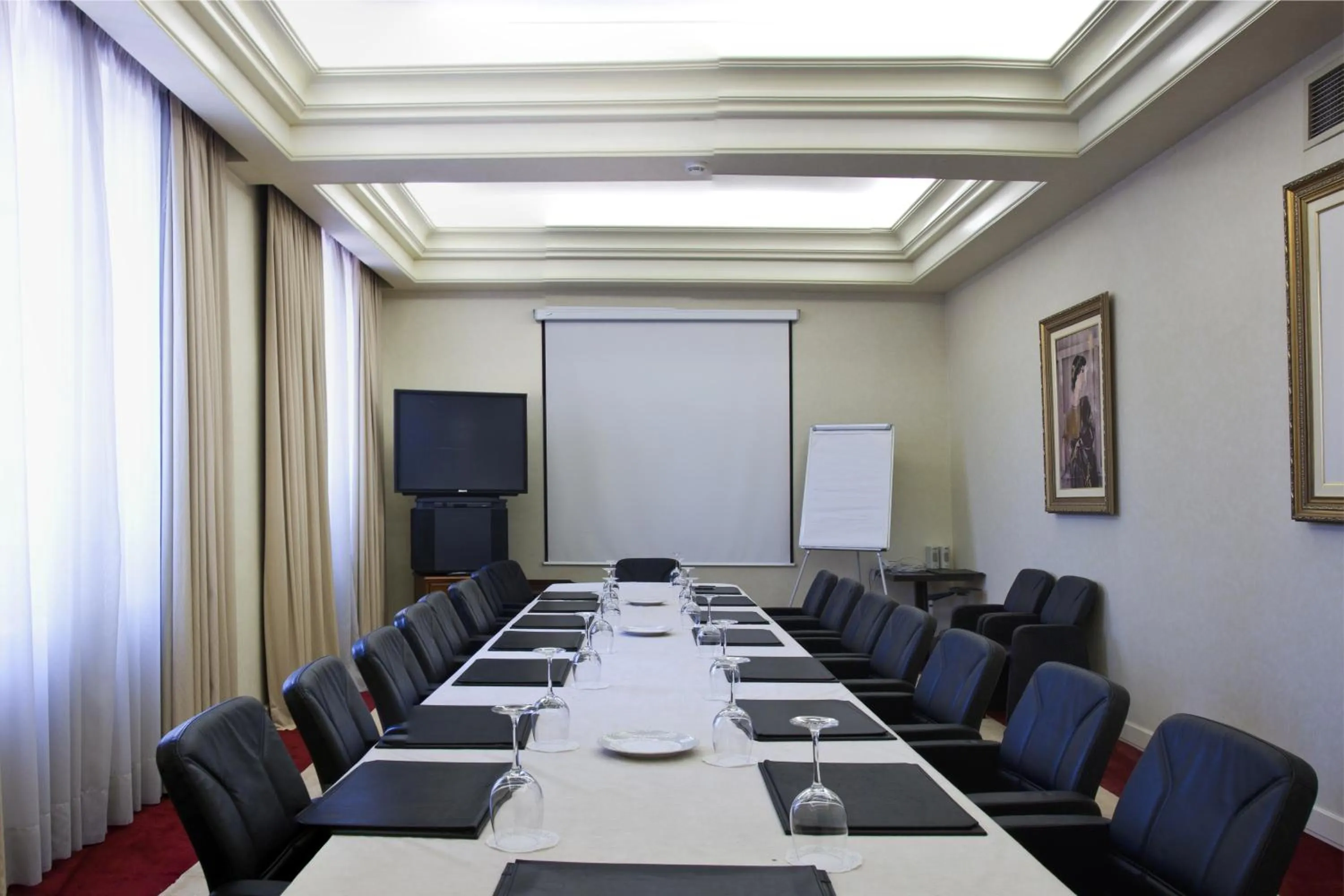 Business facilities in Theoxenia Palace