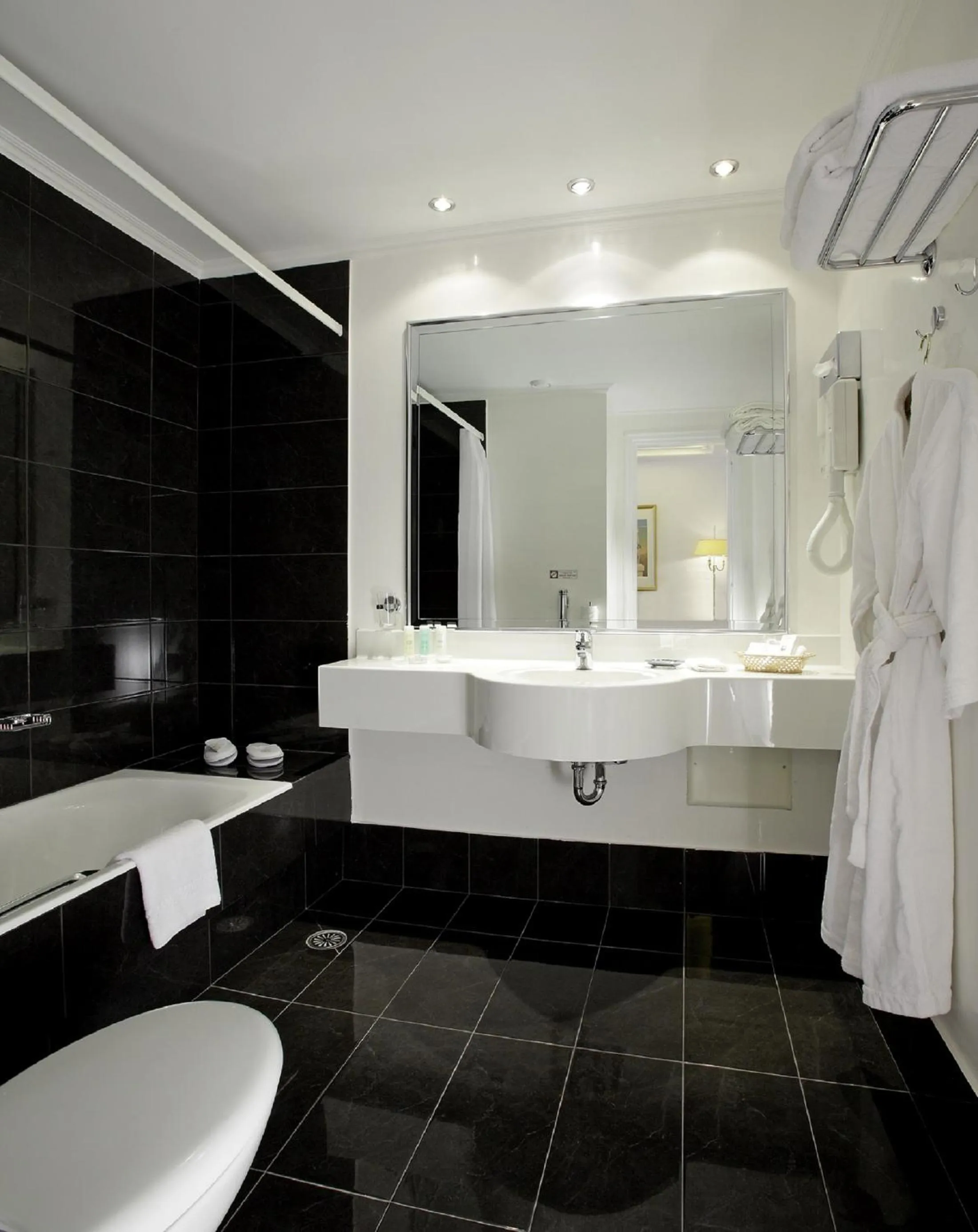 Bathroom in Theoxenia Palace