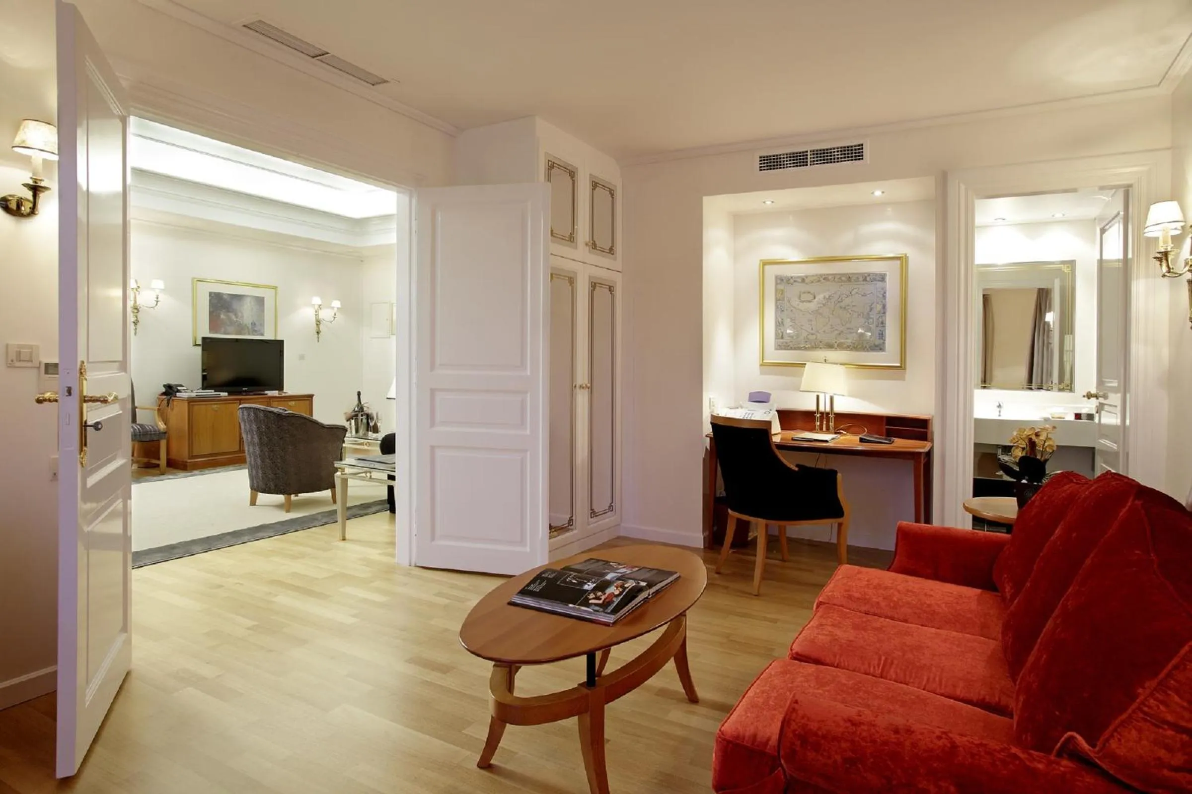 Seating area in Theoxenia Palace