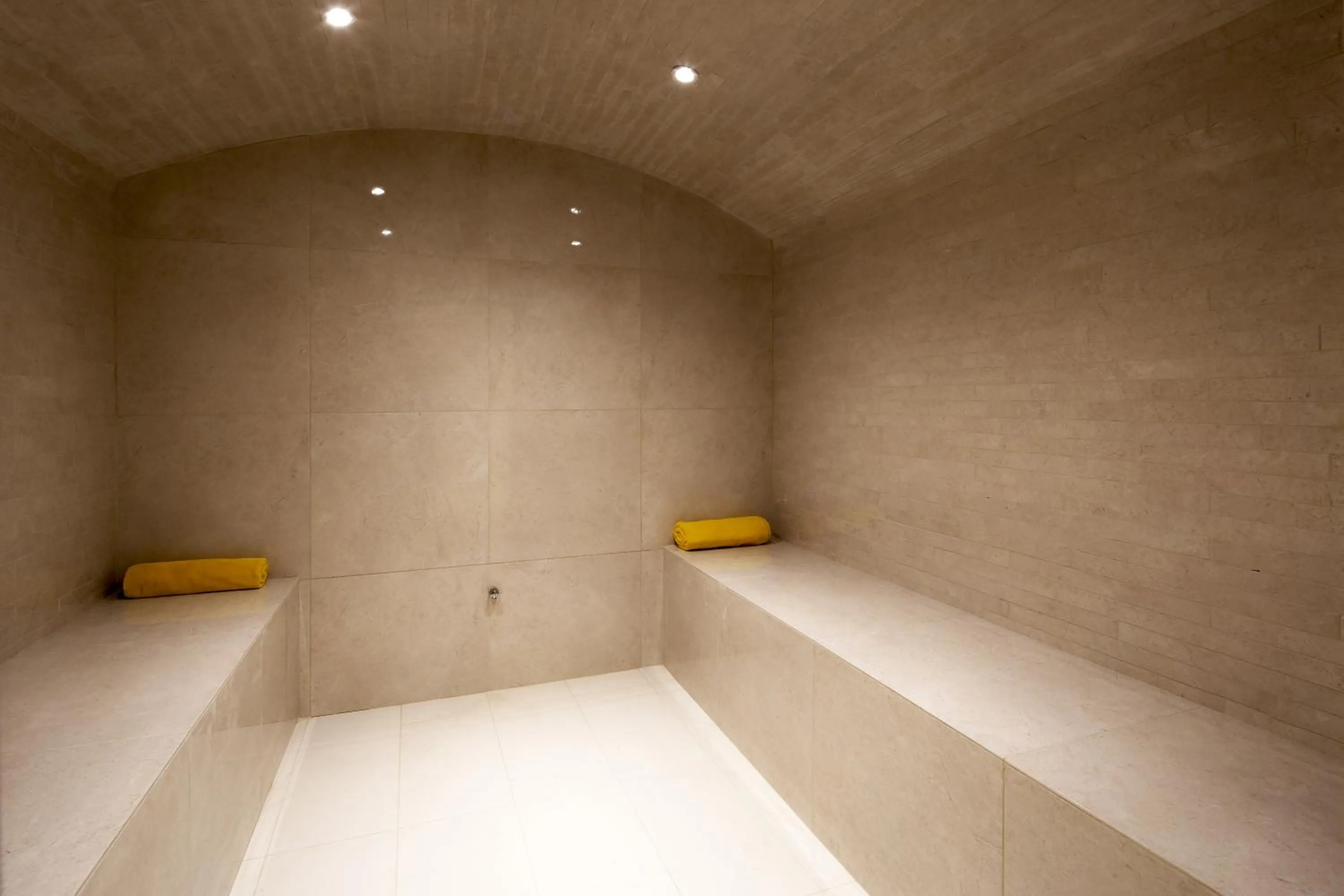 Steam room in Theoxenia Palace