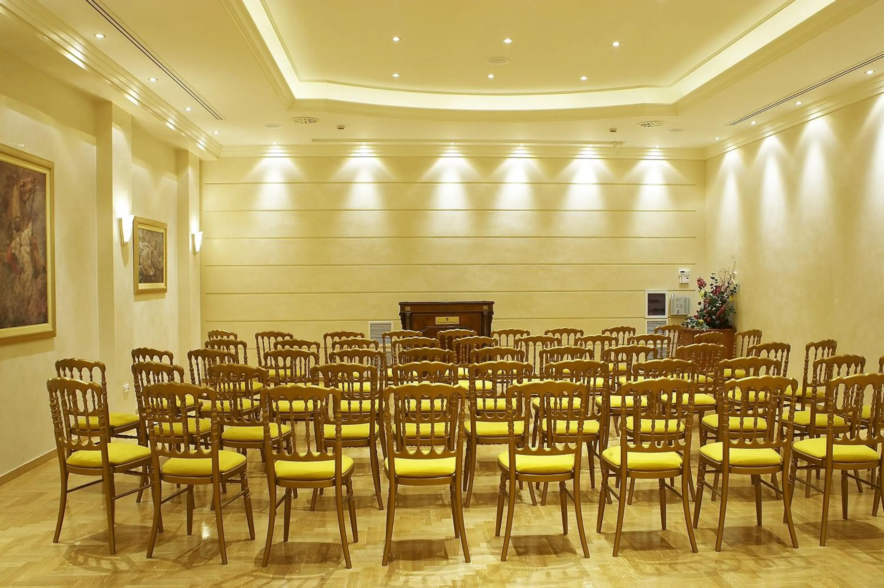 Business facilities in Theoxenia Palace