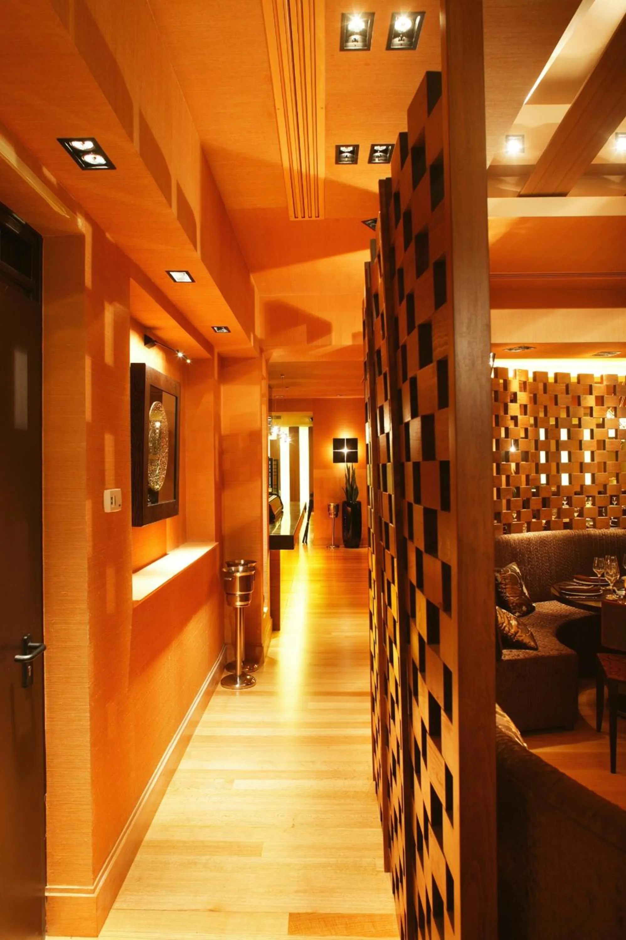 Restaurant/places to eat in Theoxenia Palace