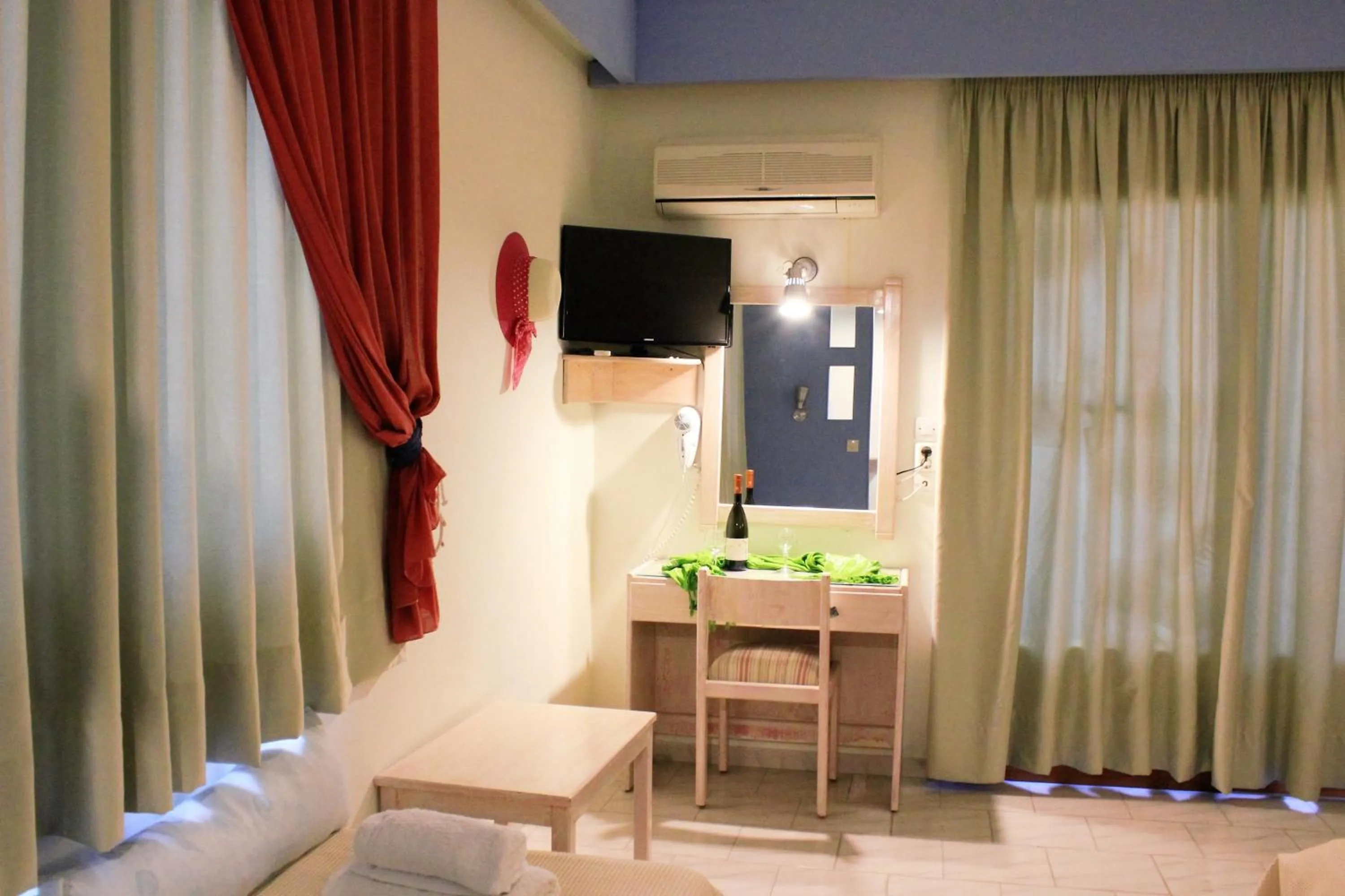 TV and multimedia in John Mary