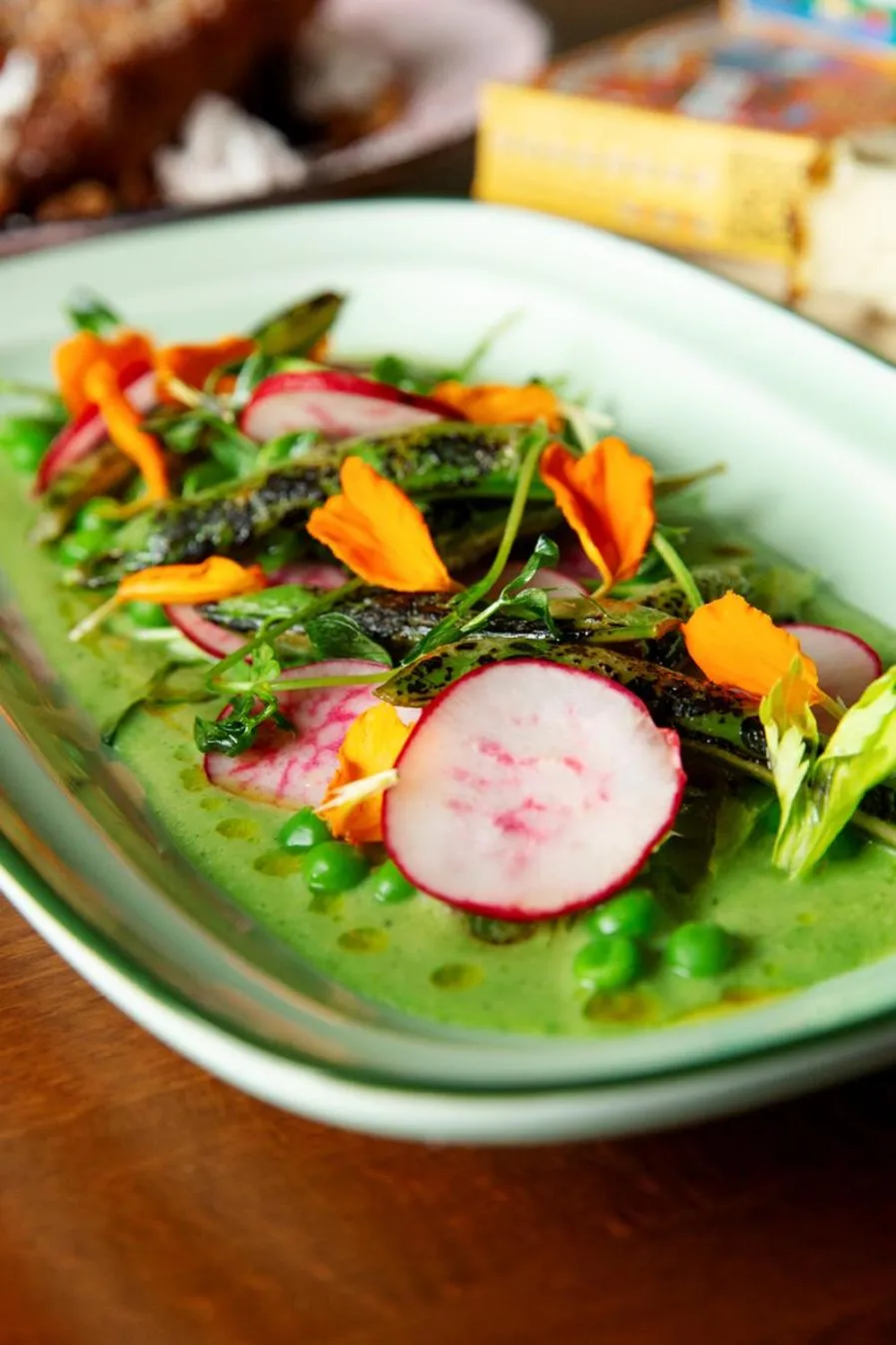 Restaurant/places to eat in Alexandra Inn