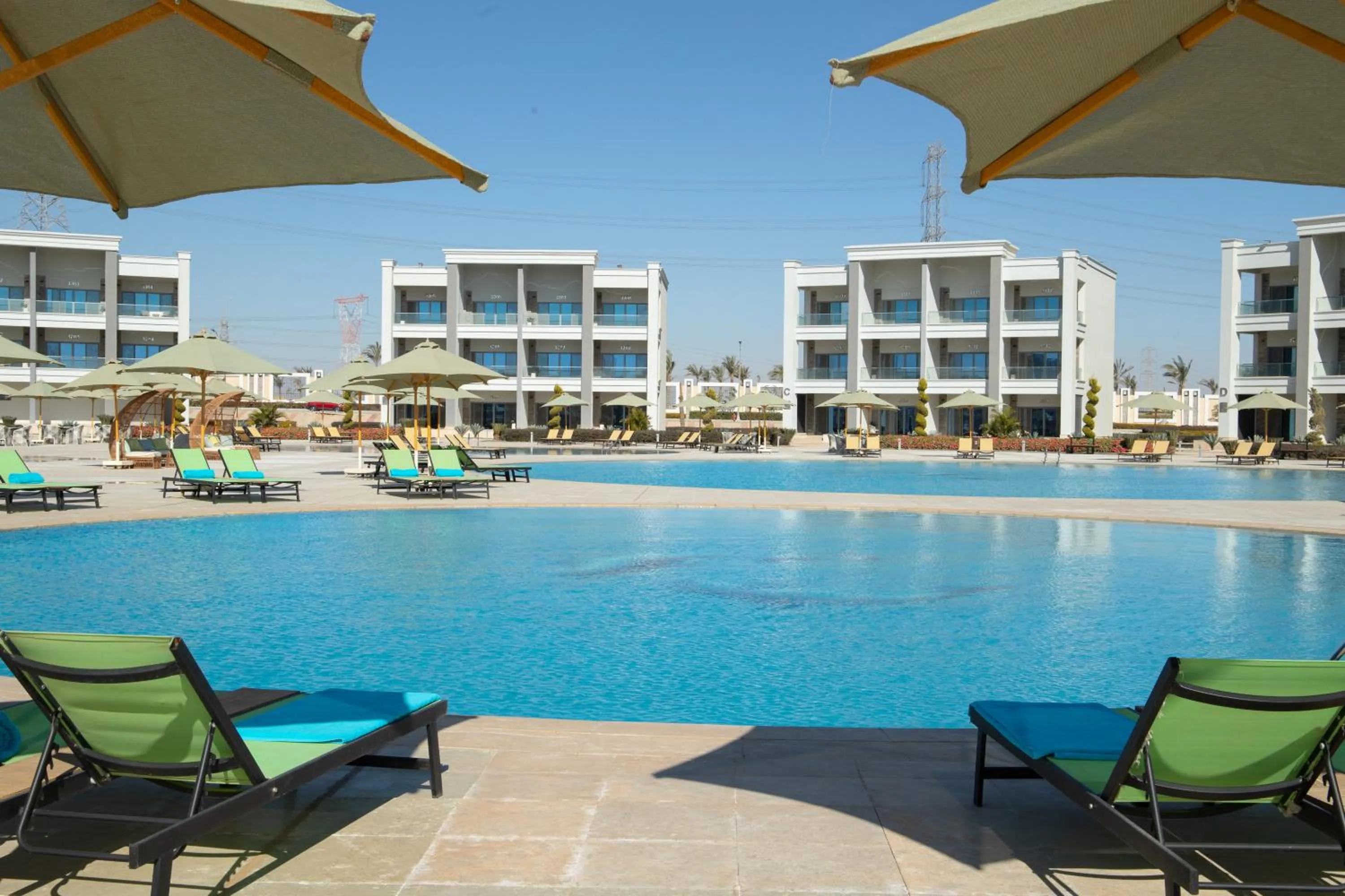 Swimming pool in Tolip Olympic International City