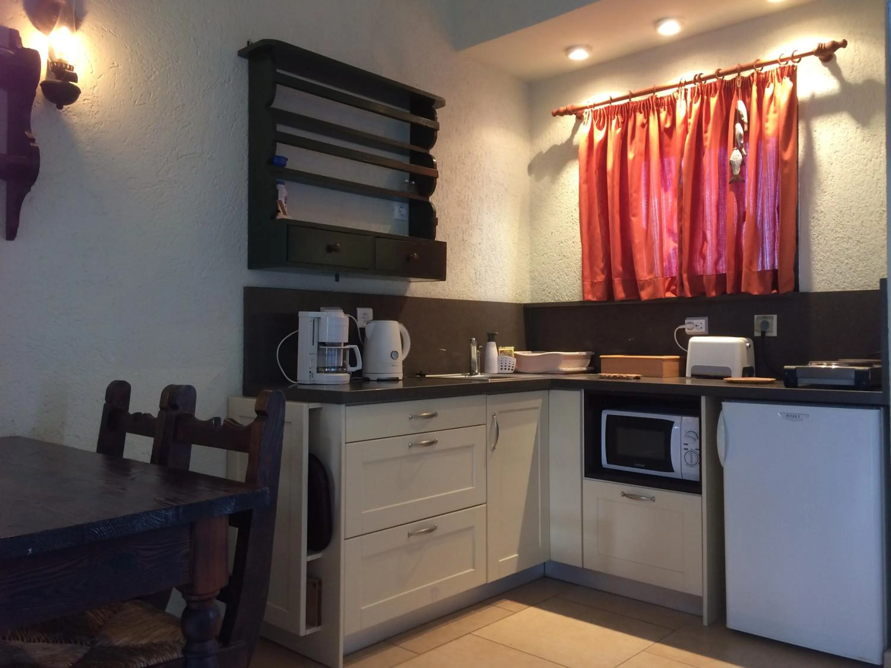 Kitchen or kitchenette in Porto Sisi Hotel Apartments