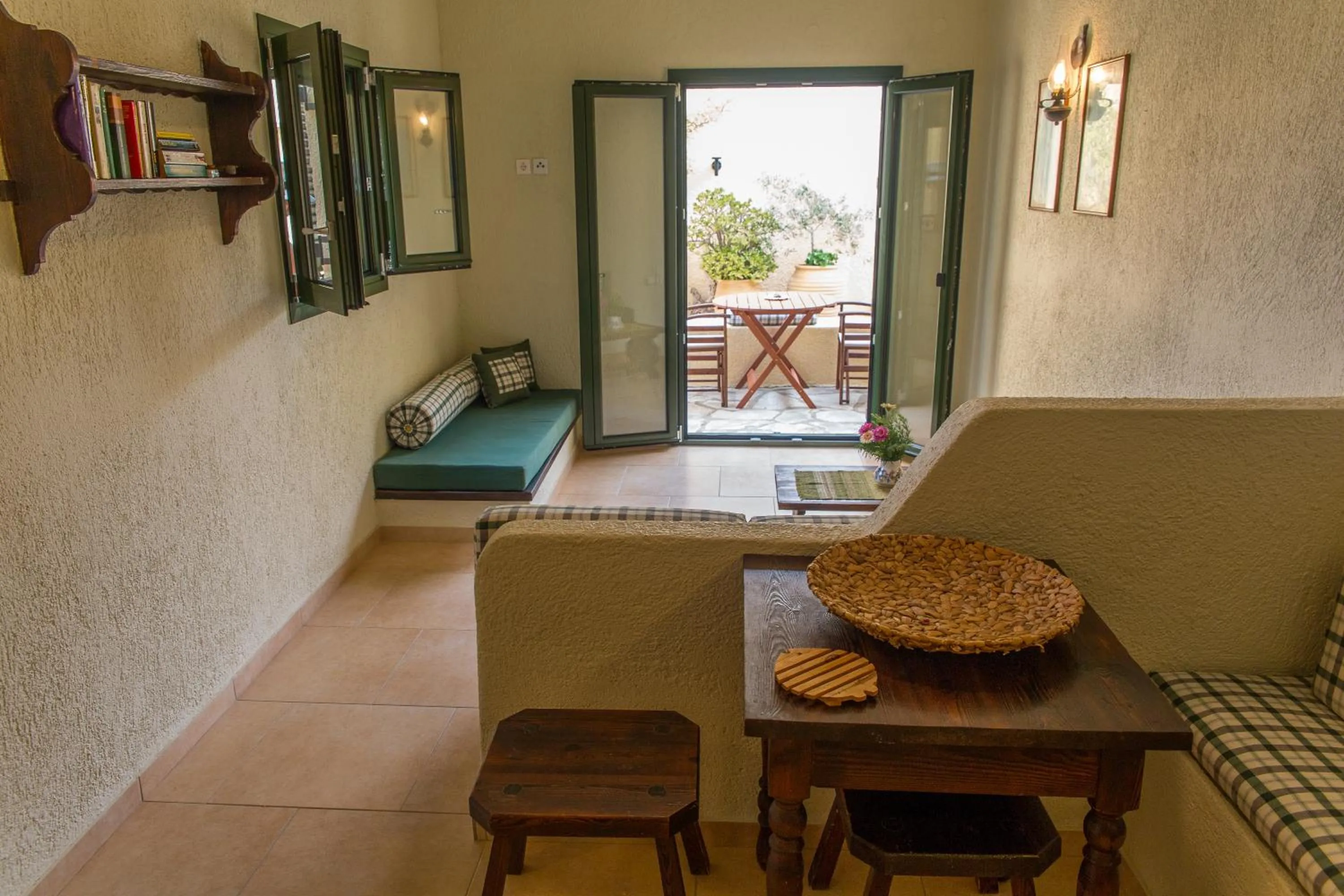 Dining area in Porto Sisi Hotel Apartments