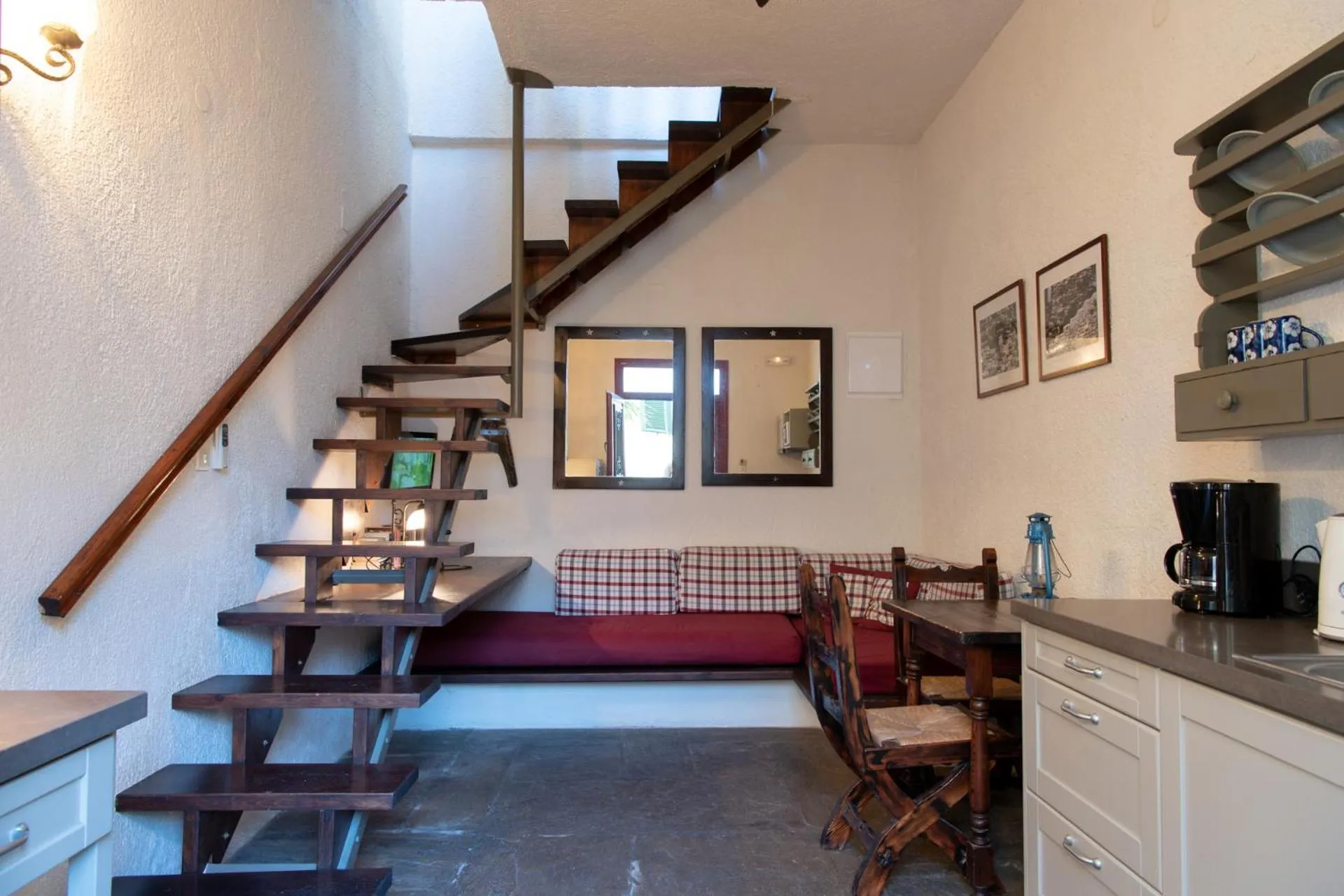 Kitchen or kitchenette in Porto Sisi Hotel Apartments