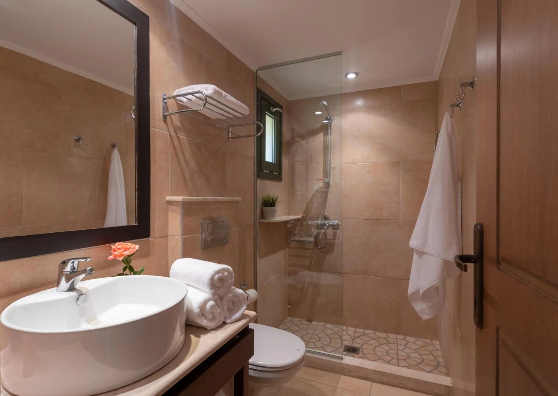 Shower in Porto Sisi Hotel Apartments