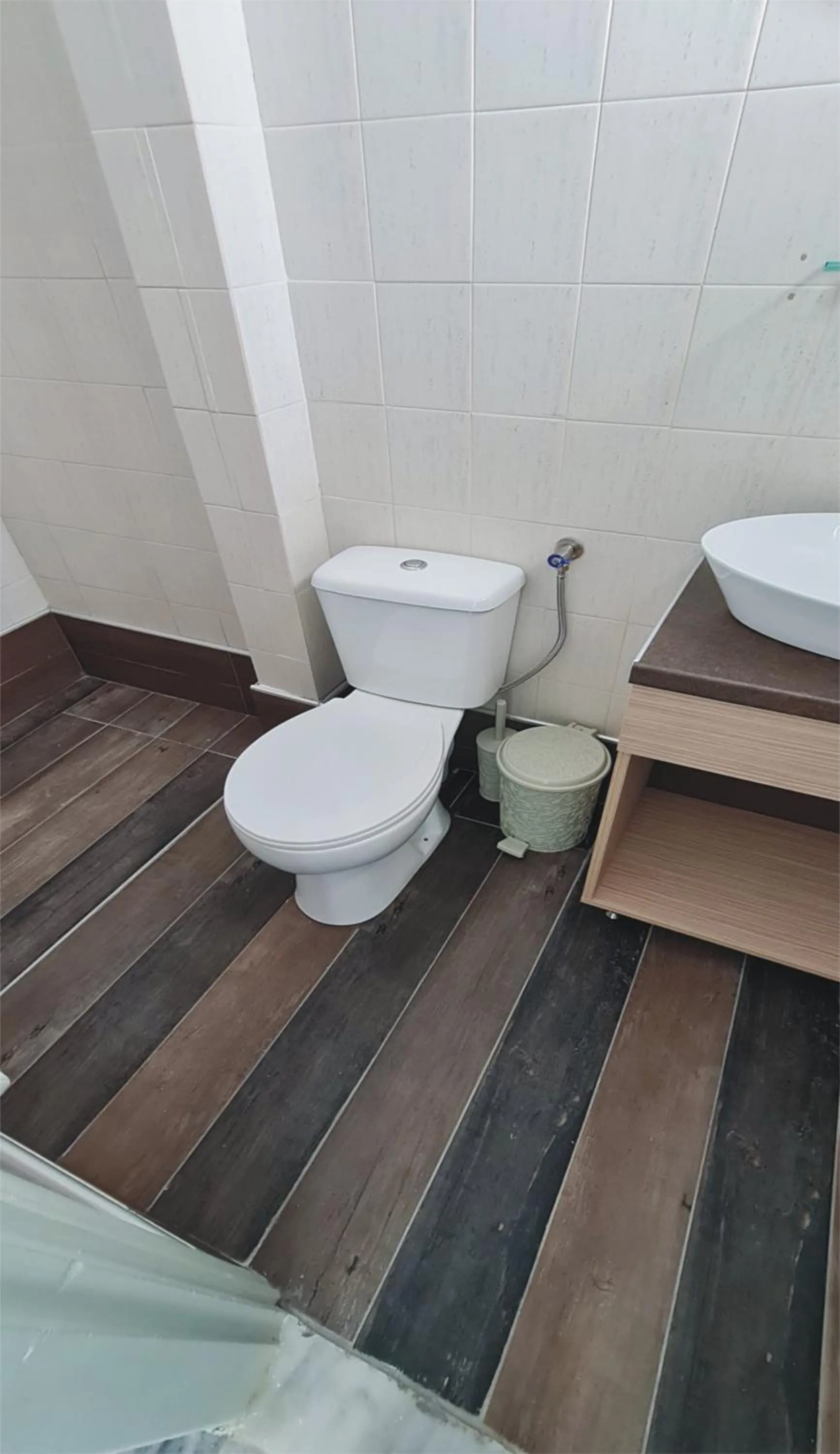 Toilet in JP Pool & Apartments