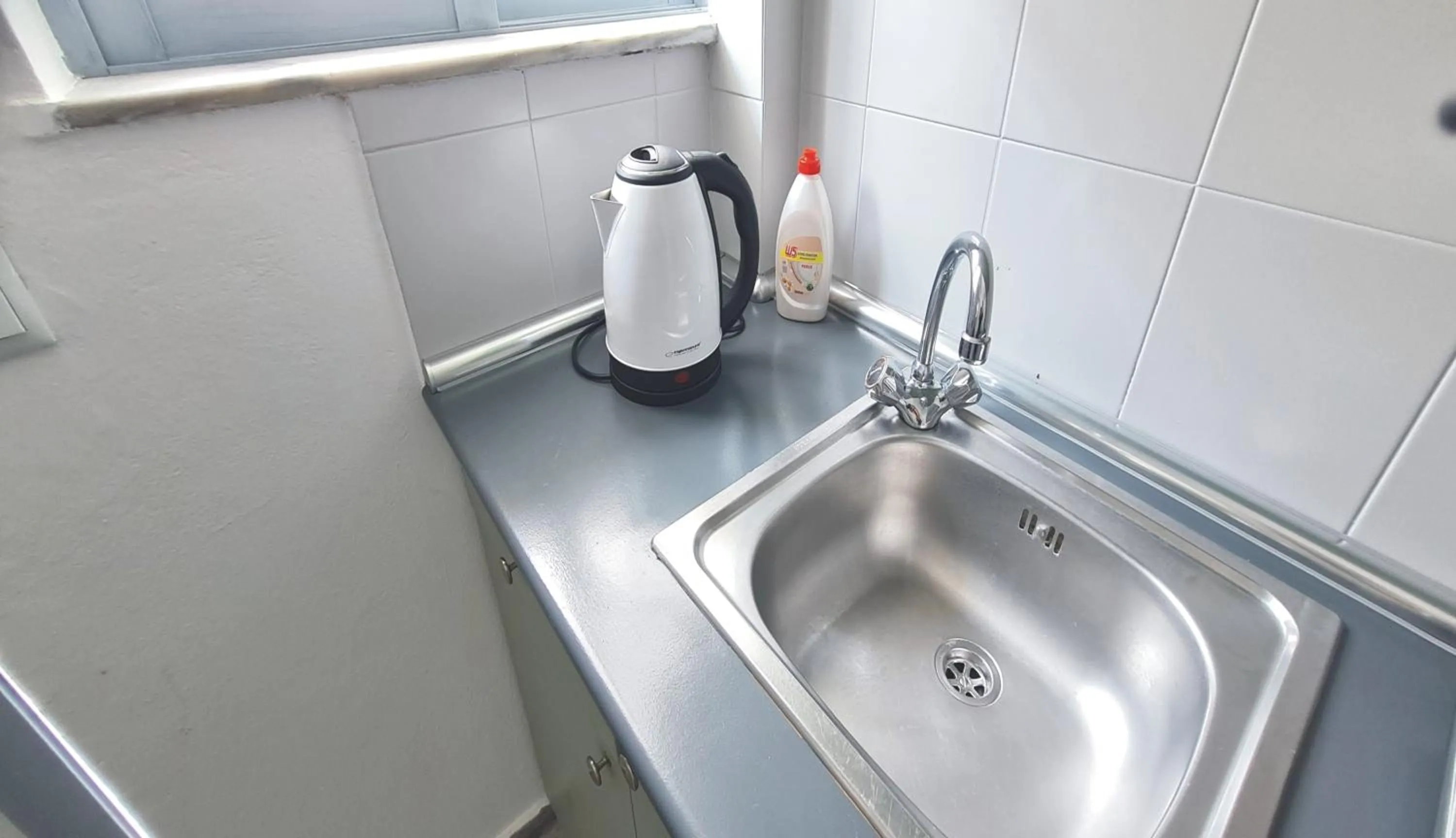 kitchen in JP Pool & Apartments