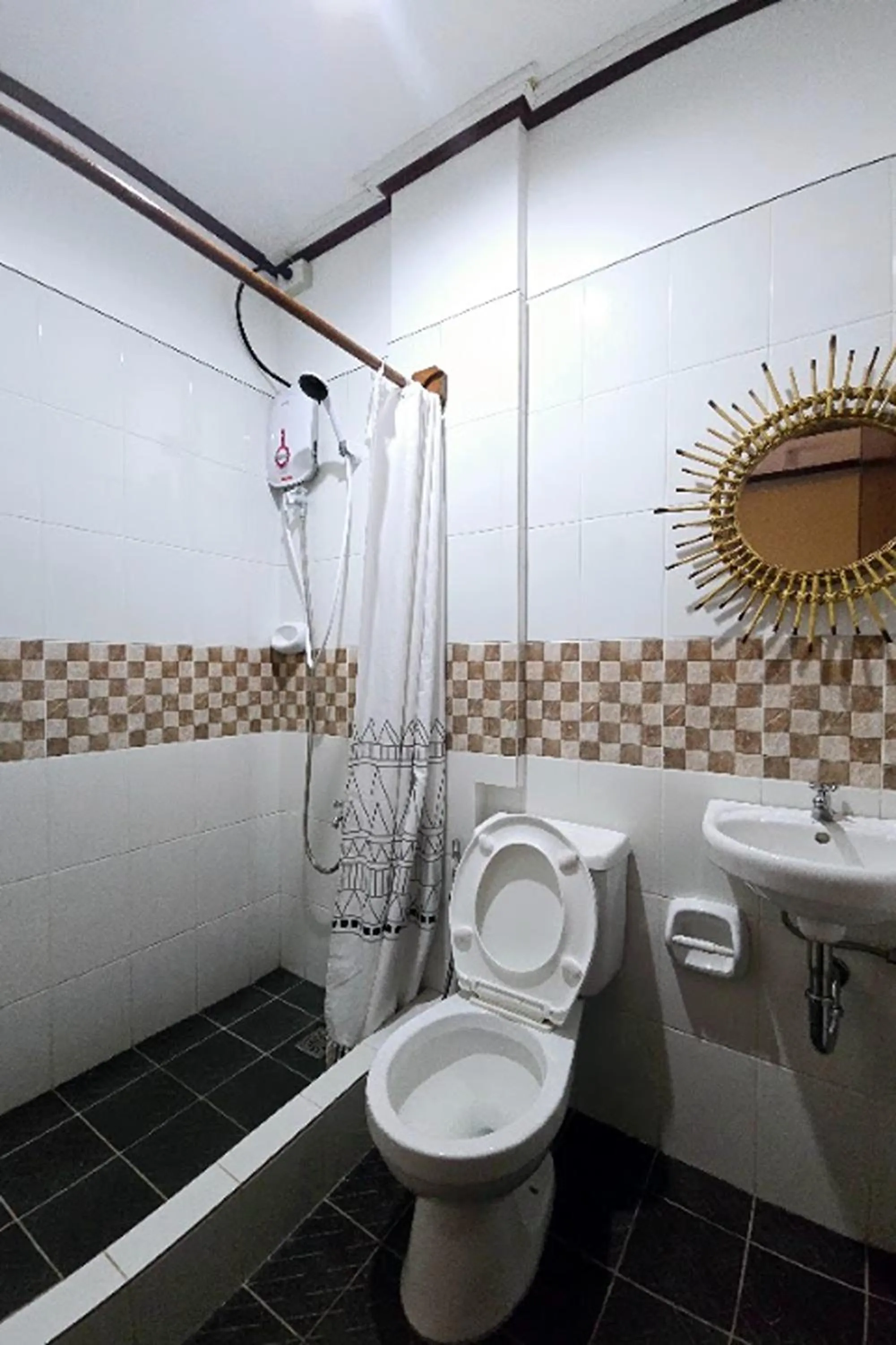 Bathroom in Nober Pension House City Center