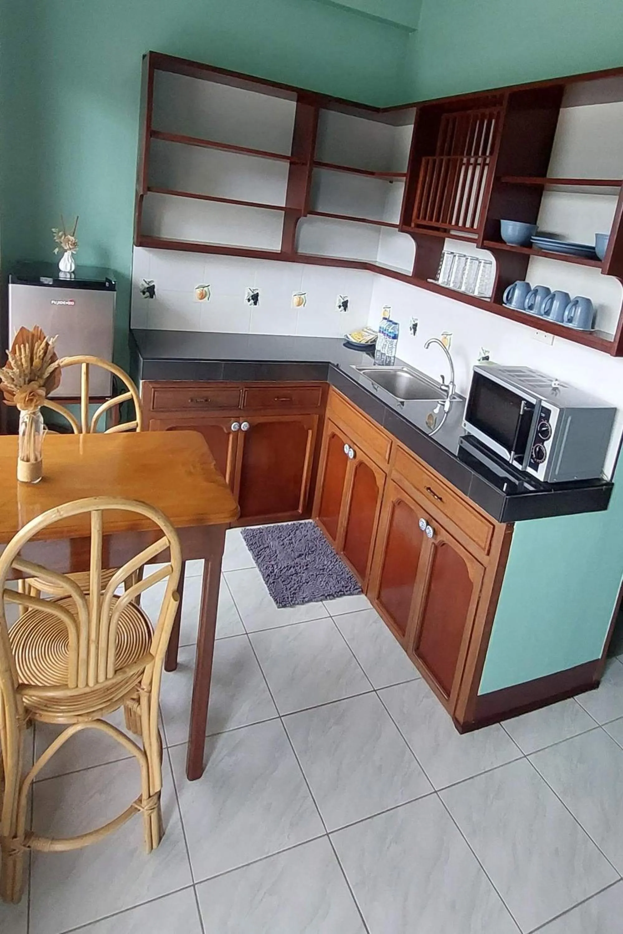 Kitchen or kitchenette in Nober Pension House City Center