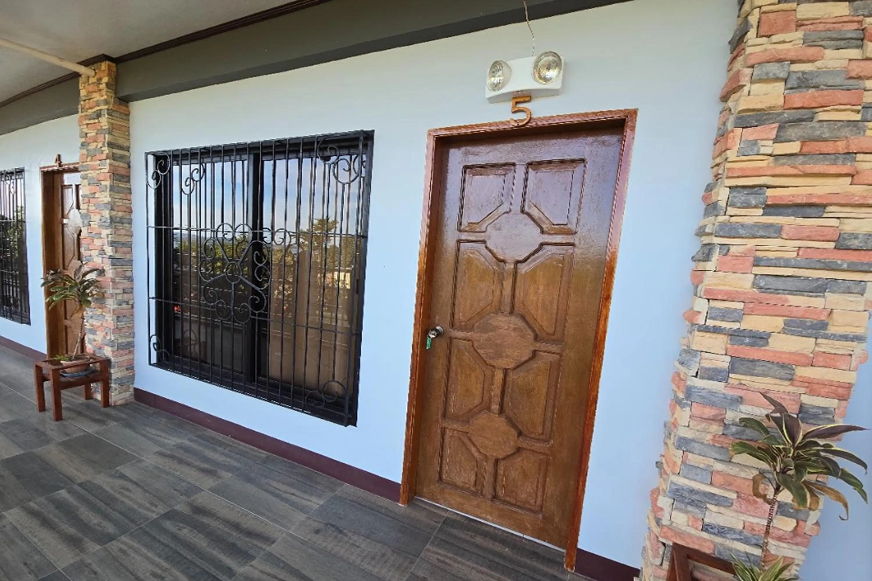 Balcony/Terrace in Nober Pension House City Center