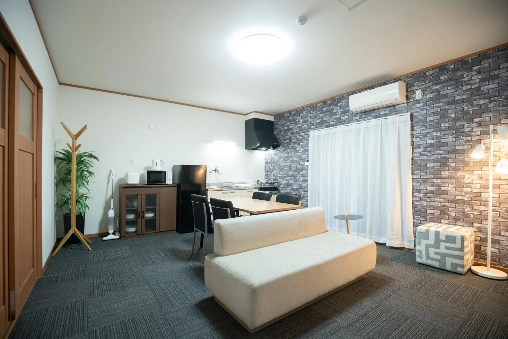 Kuromon Residence
