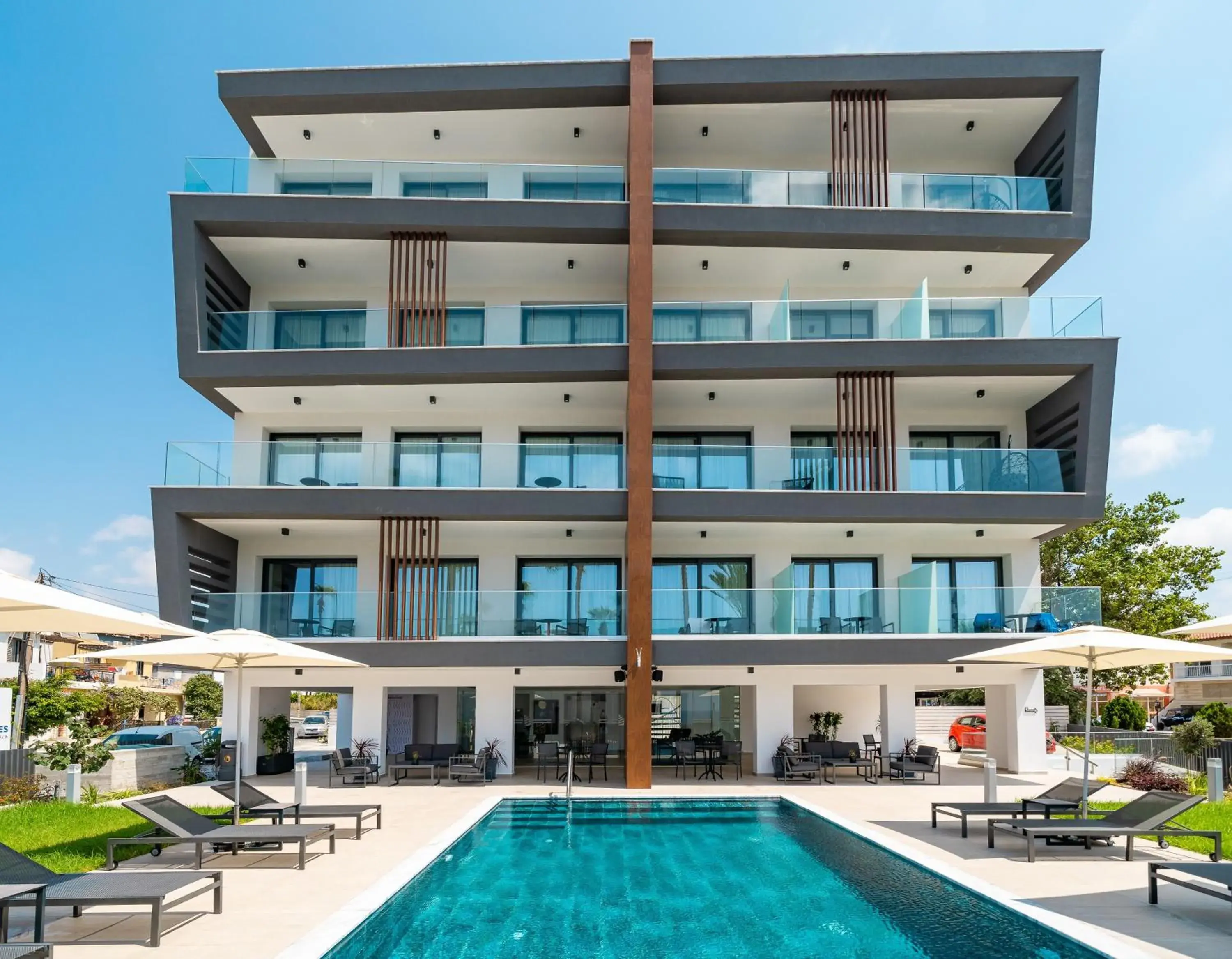 Property building in Waterside Sea View Apartments Property building in Waterside Sea View Apartments