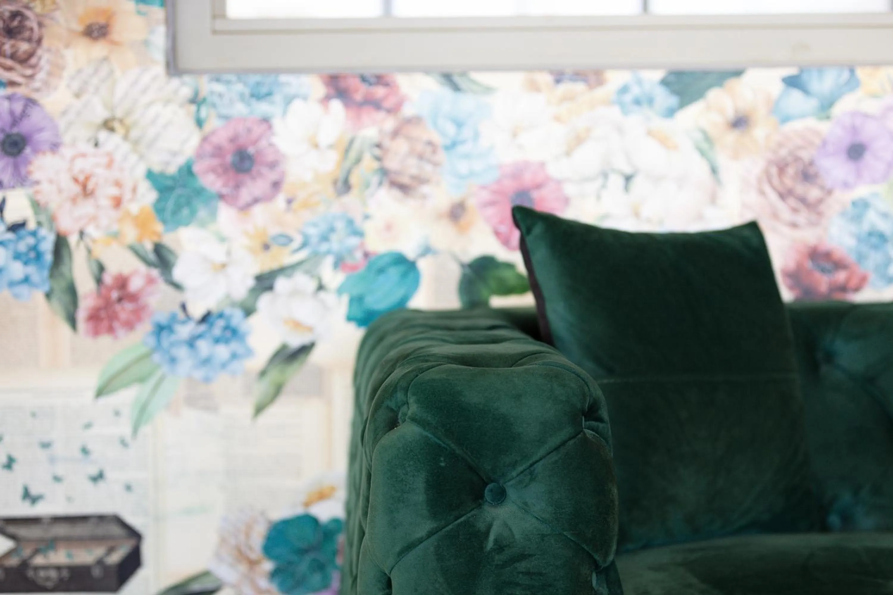 Lines Concept Accommodation