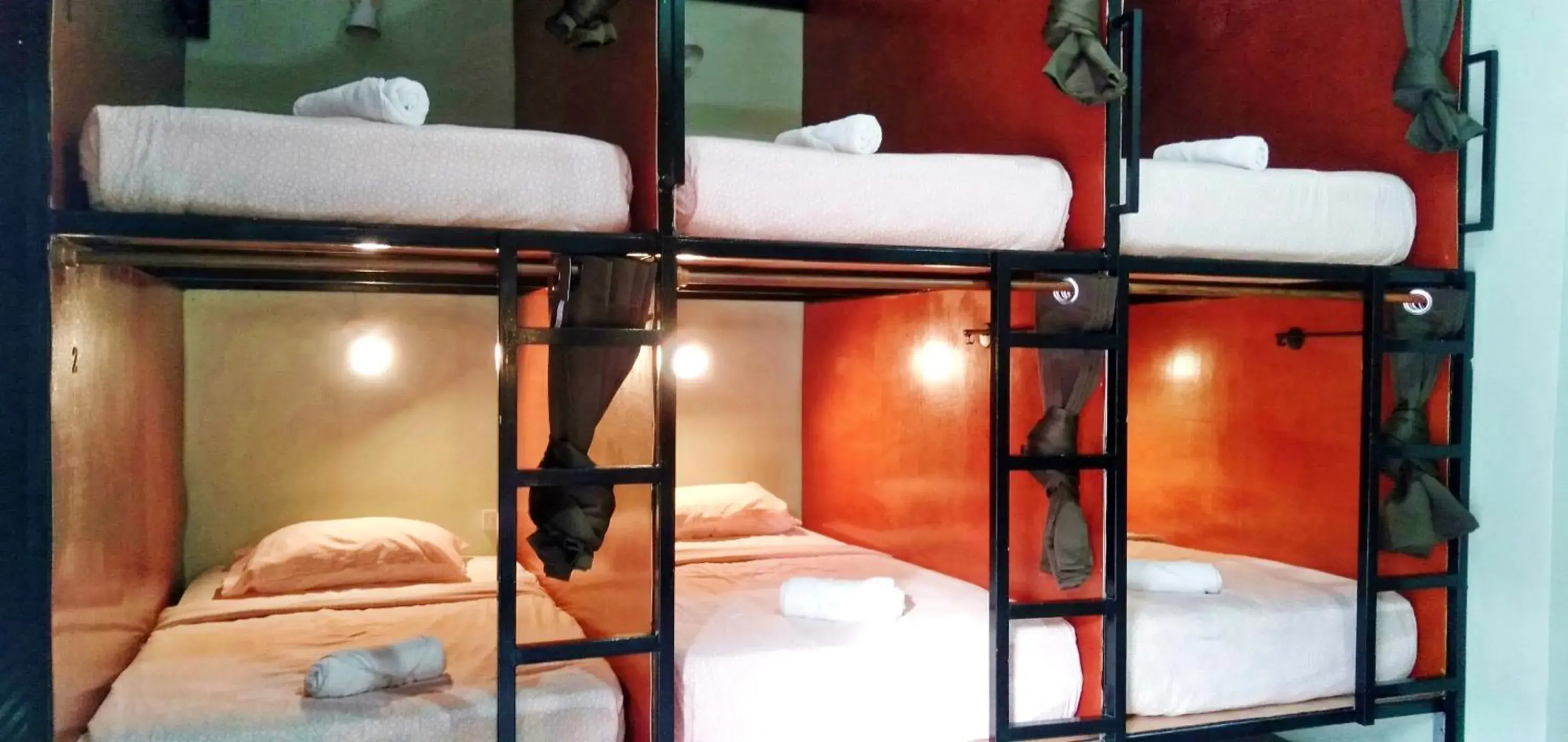 Restaurant/places to eat, Bed in Haadrin Resort Restaurant/places to eat, Bed in Haadrin Resort