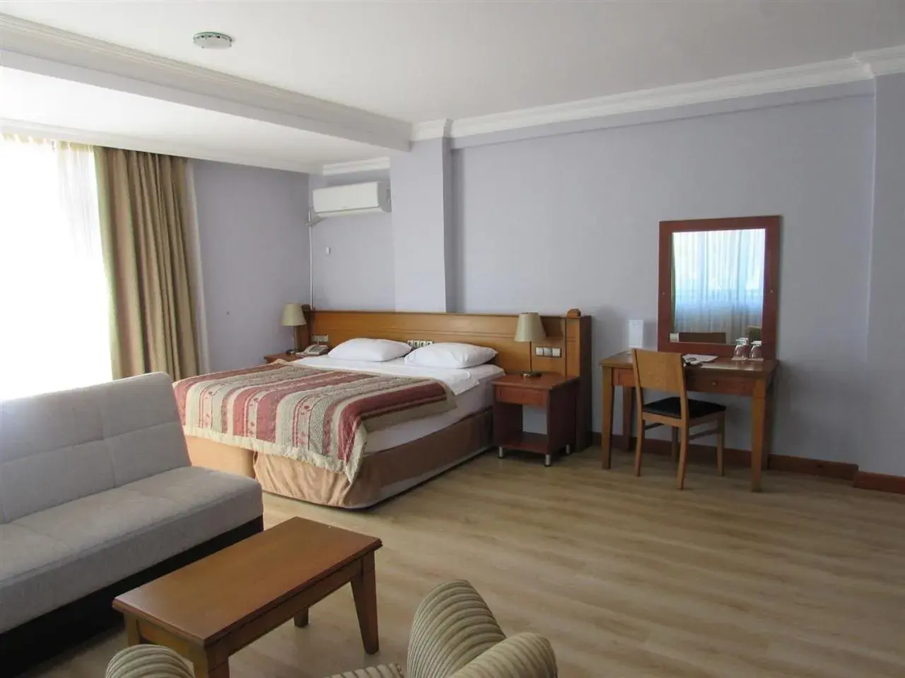 Bed in Green Mount Hotel Bed in Green Mount Hotel