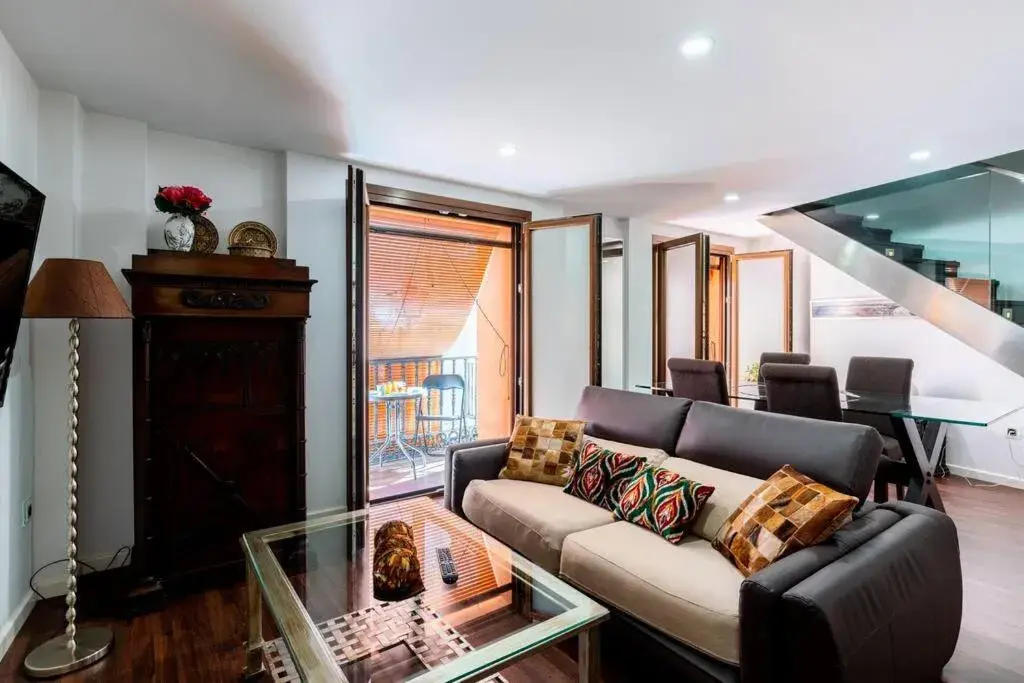 Fr26 Luxurious Apartment, 2 minutes from Cathedral Fr26 Luxurious Apartment, 2 minutes from Cathedral