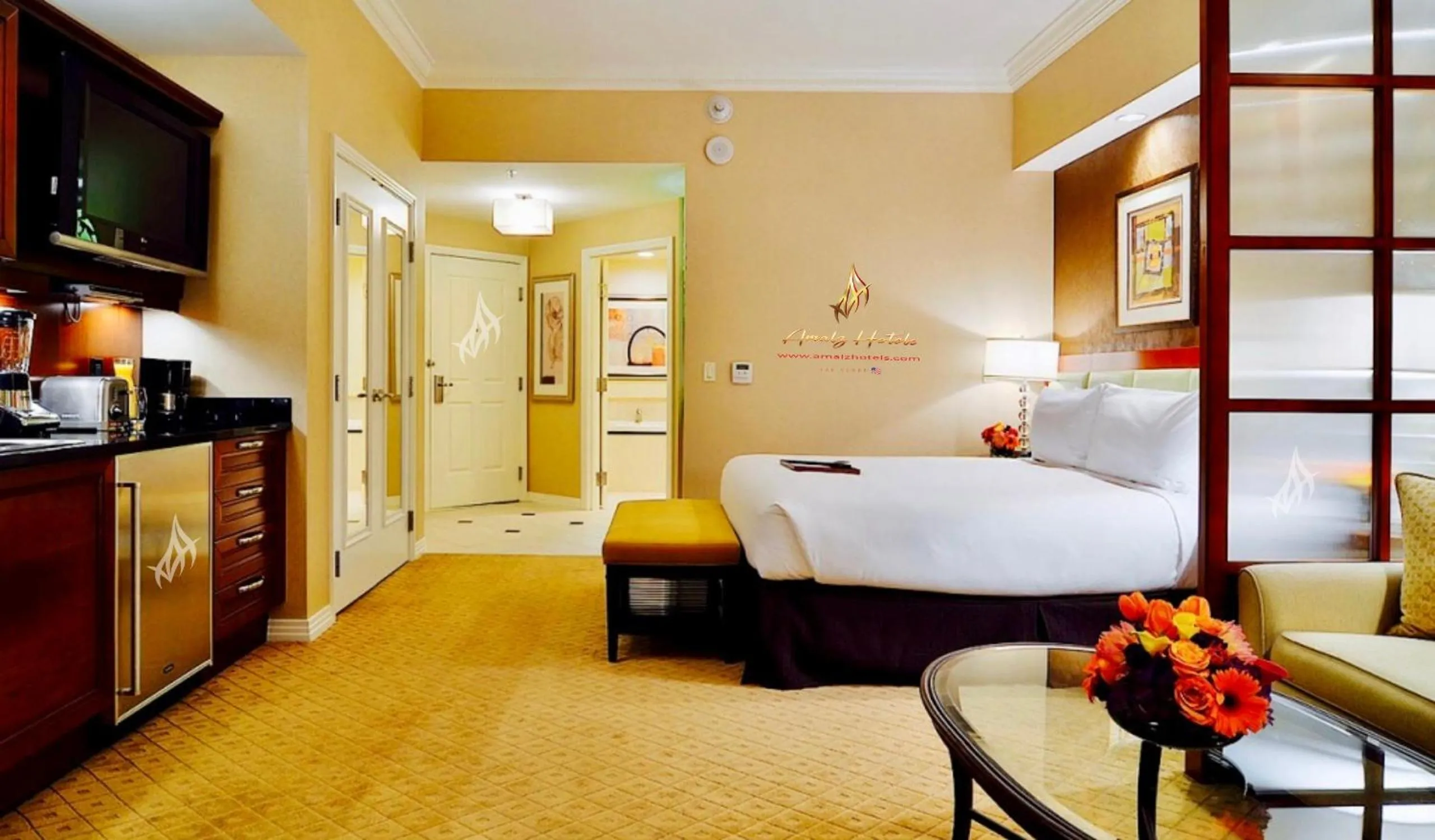 Living room, Bed in Amalz Balcony Suites at Mgm Signature !