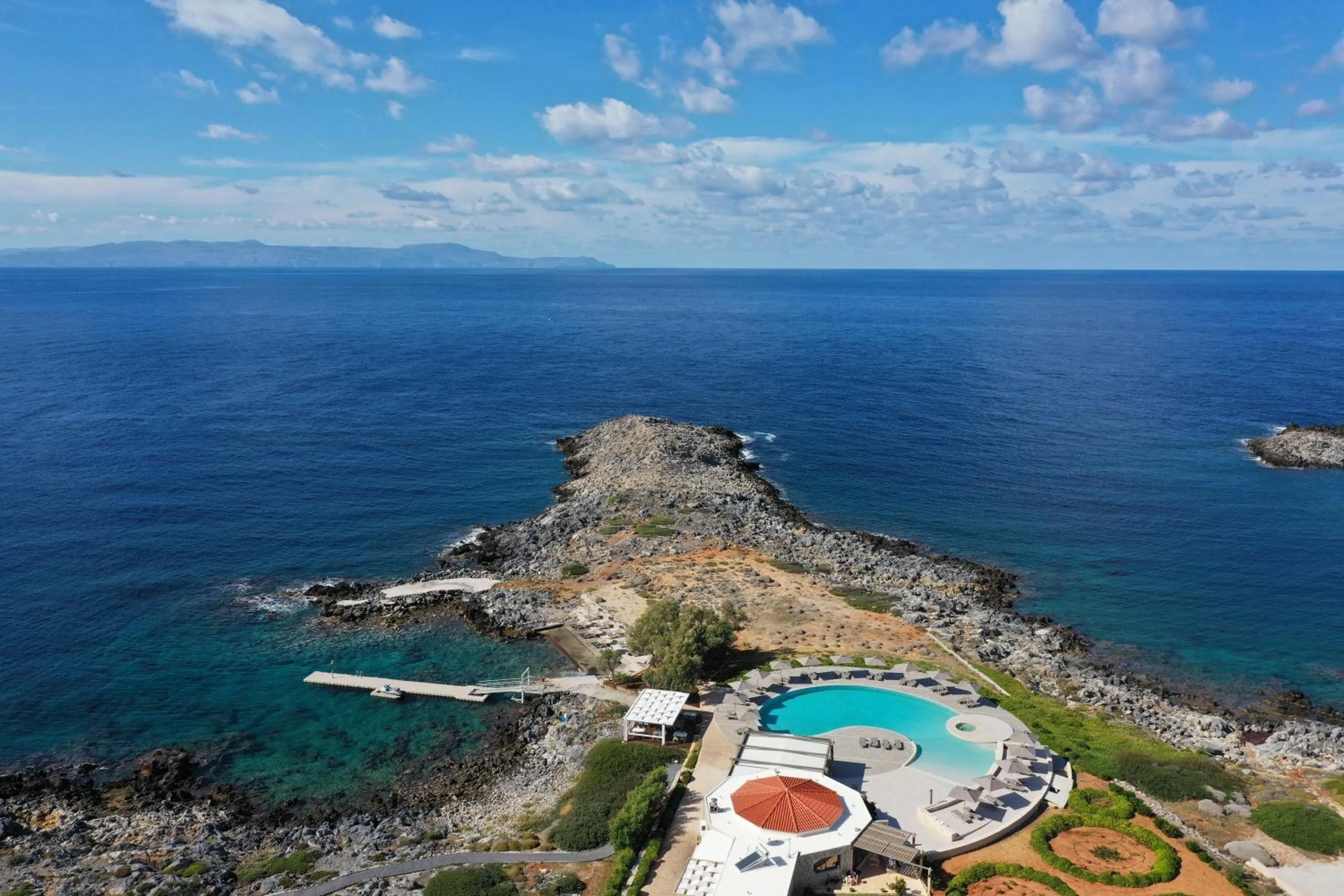 Natural landscape in Kavos Hotel & Suites