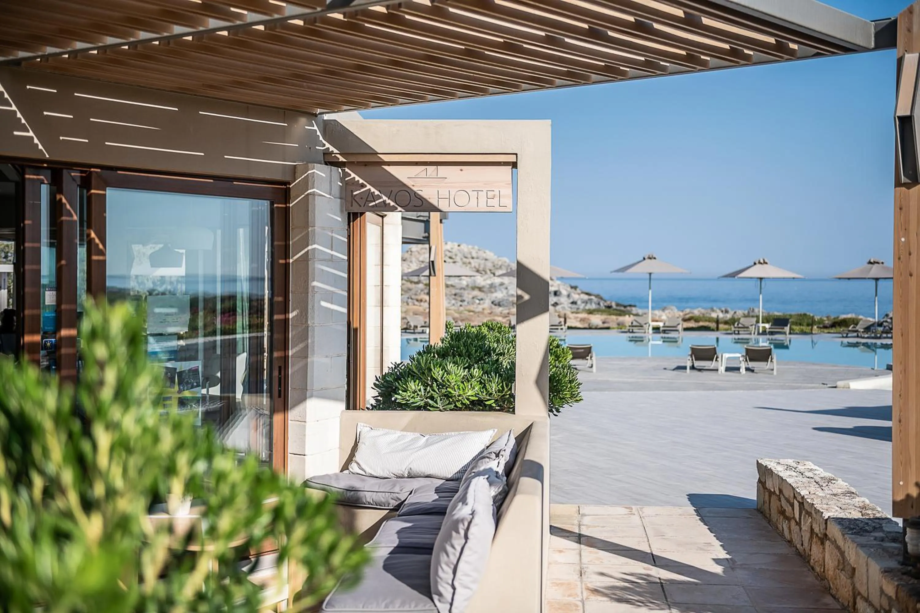 Seating area in Kavos Hotel & Suites