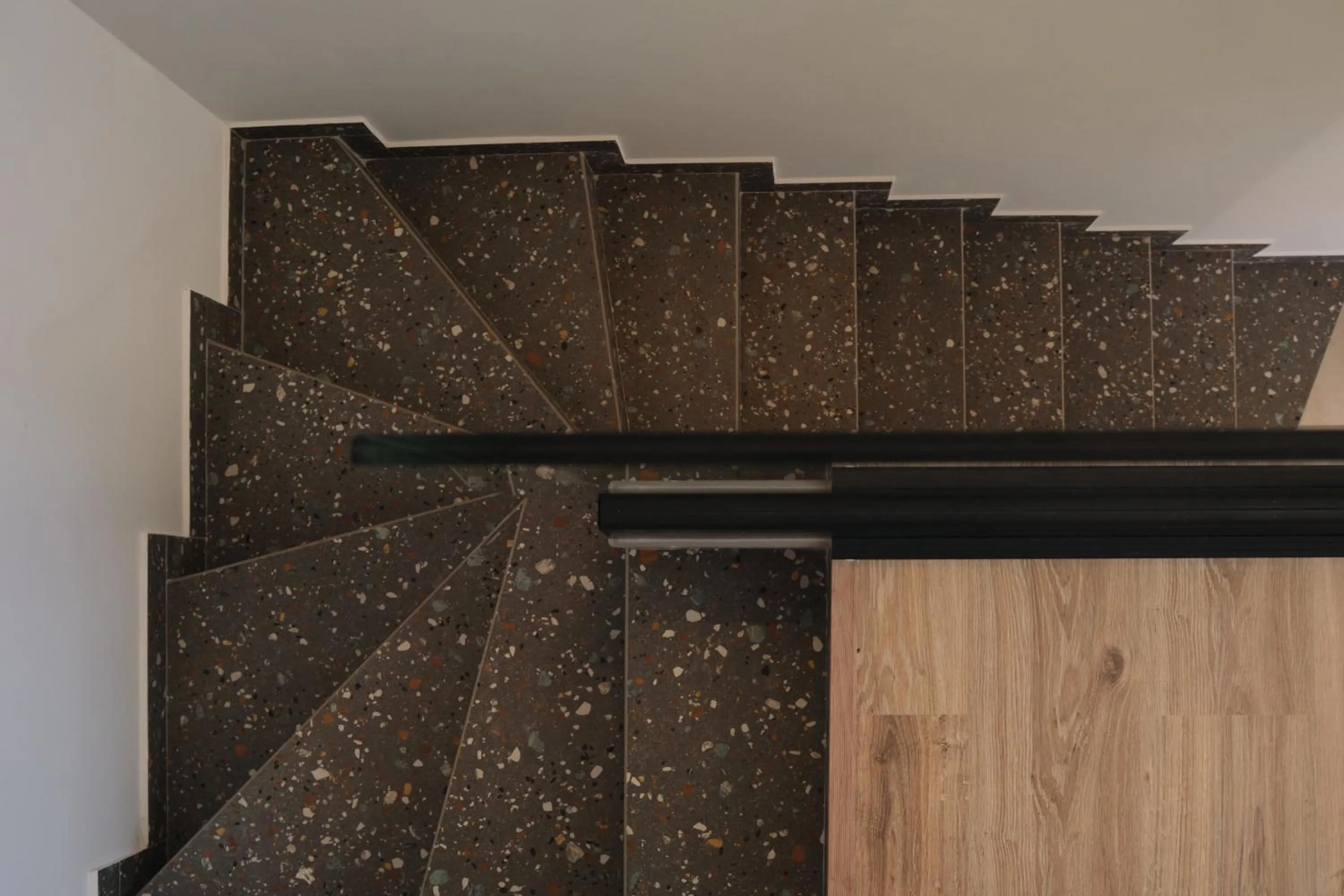 Kavos Hotel & Suites