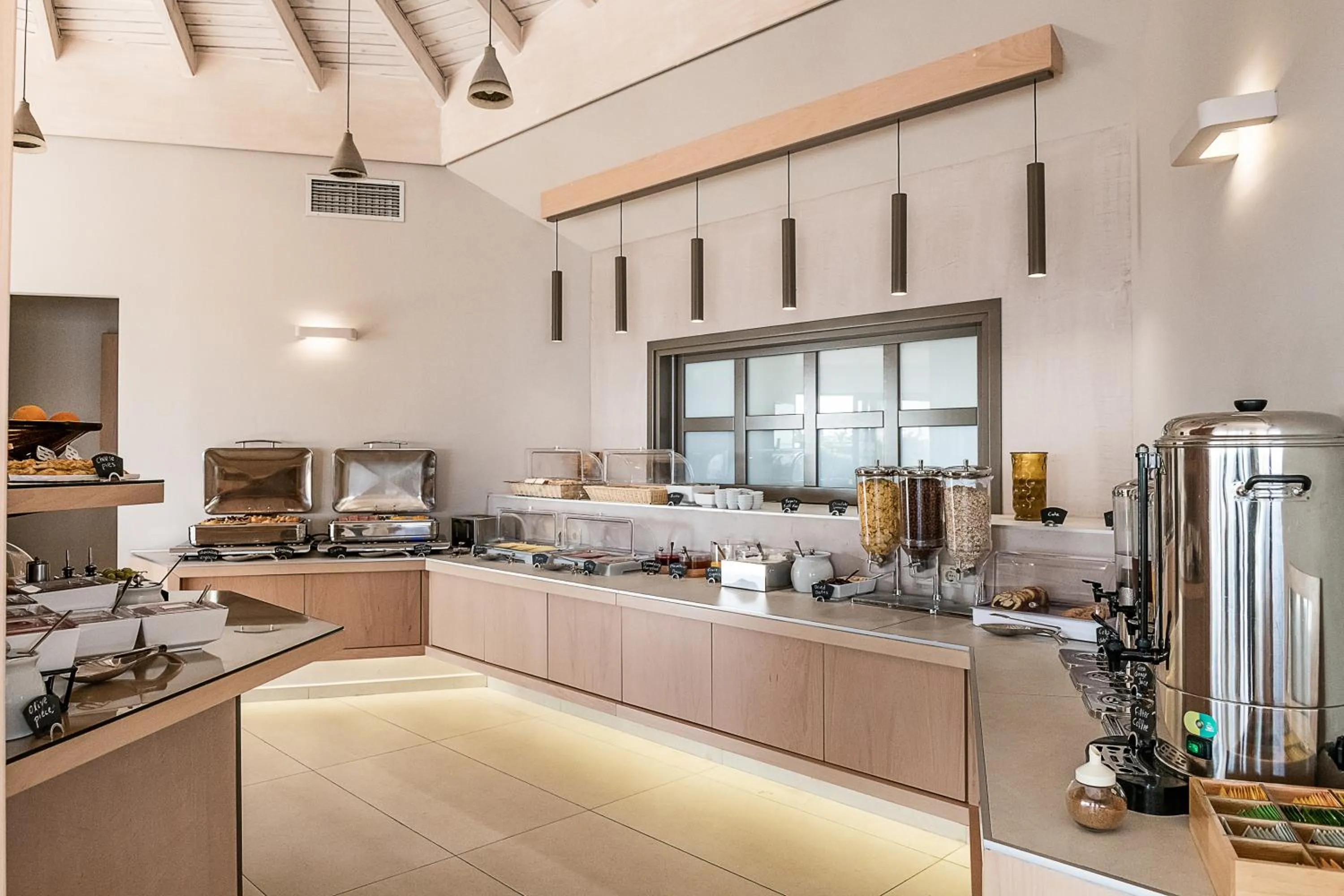 Buffet breakfast in Kavos Hotel & Suites