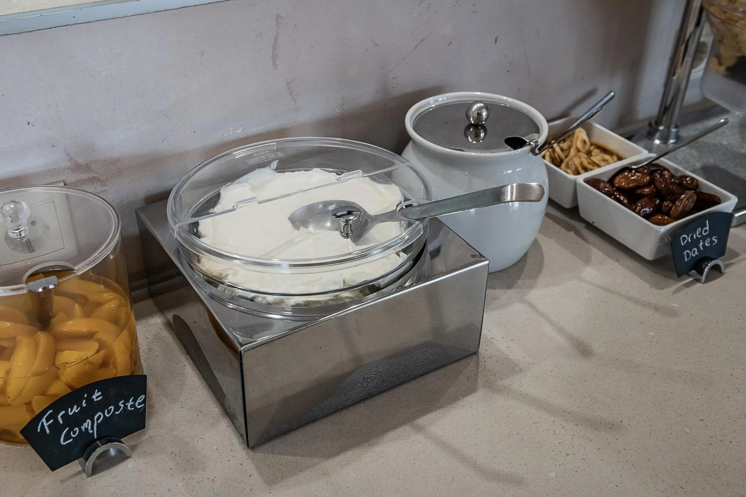 Buffet breakfast in Kavos Hotel & Suites