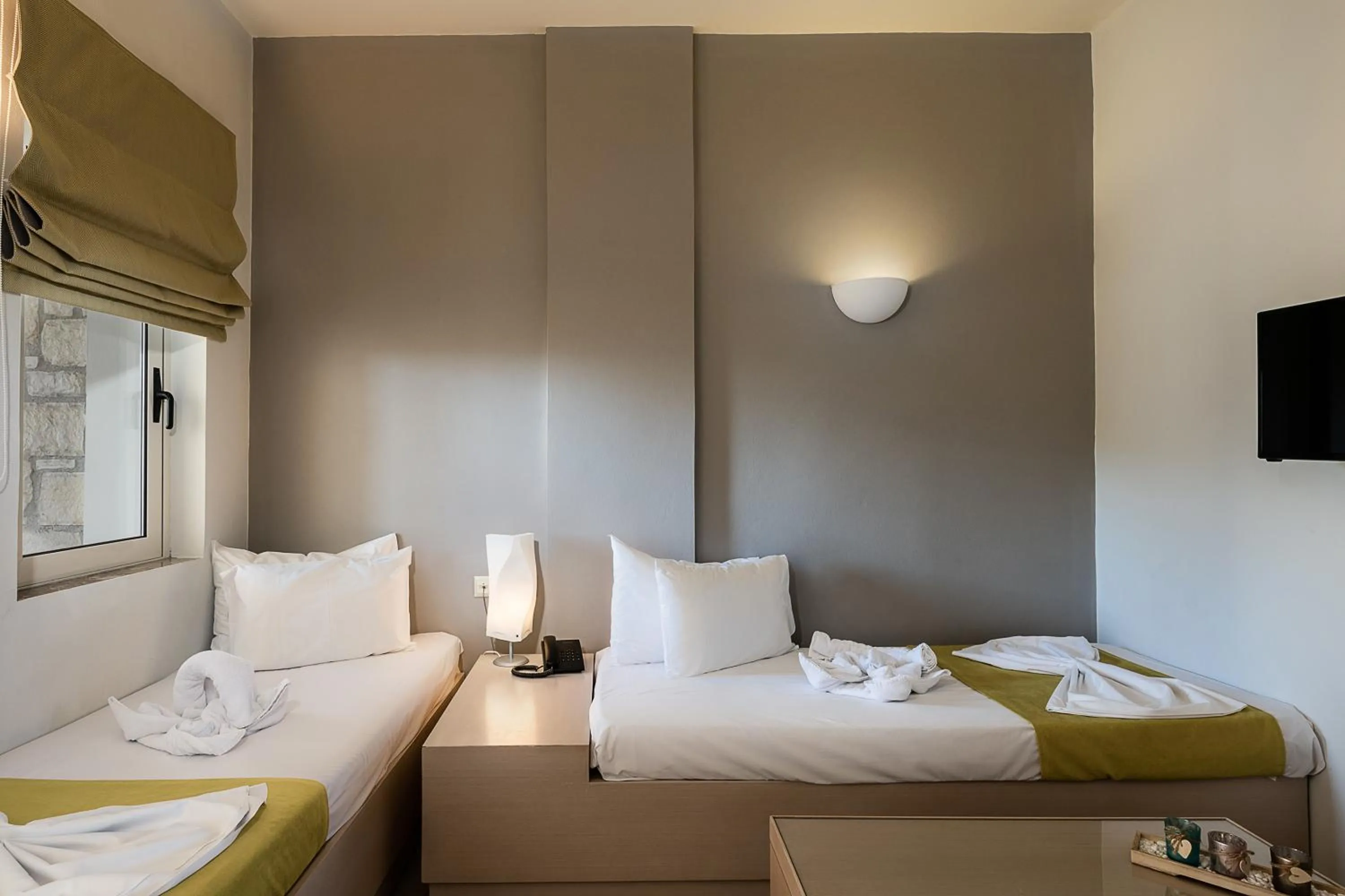 Bedroom, Bed in Kavos Hotel & Suites