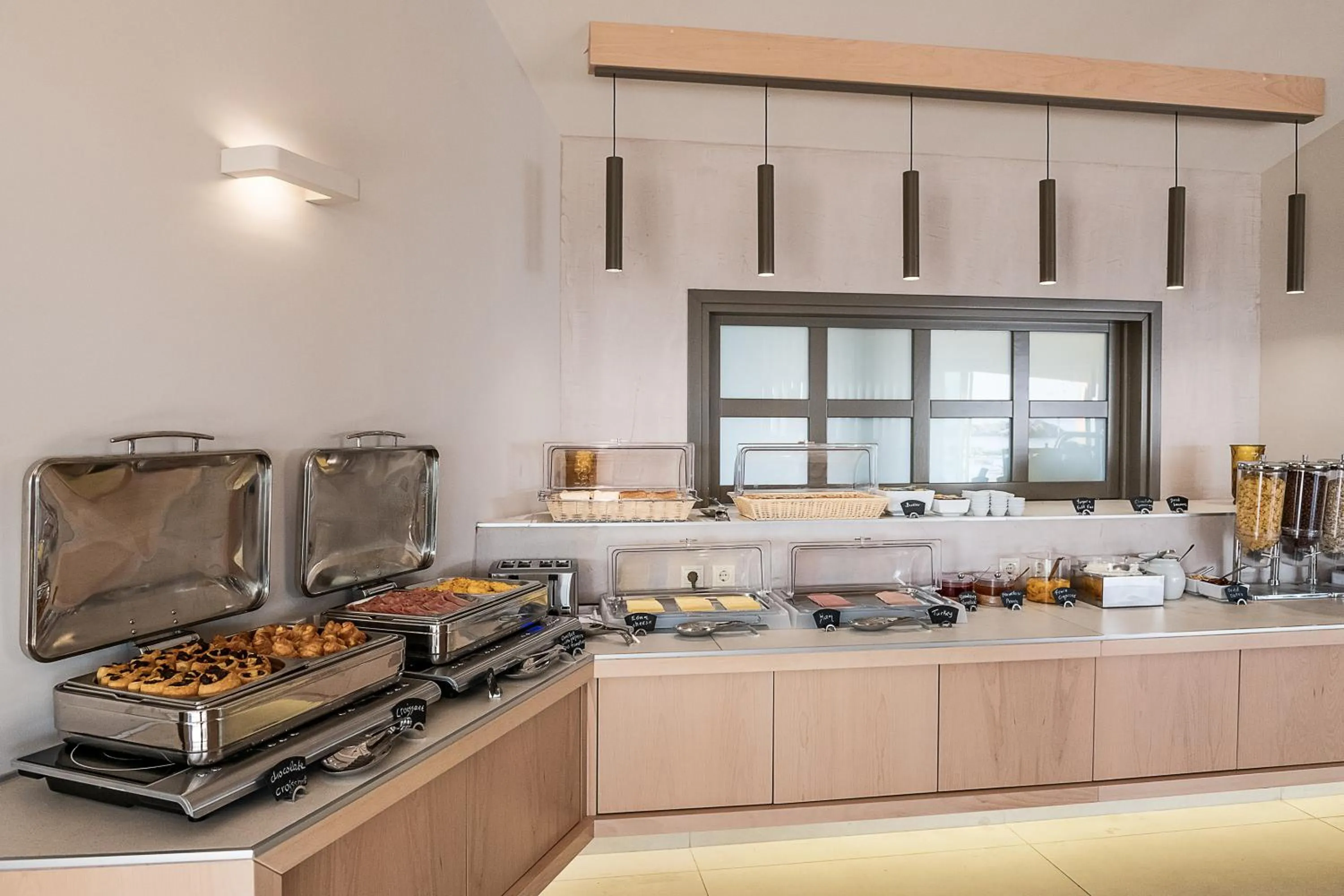 Buffet breakfast in Kavos Hotel & Suites