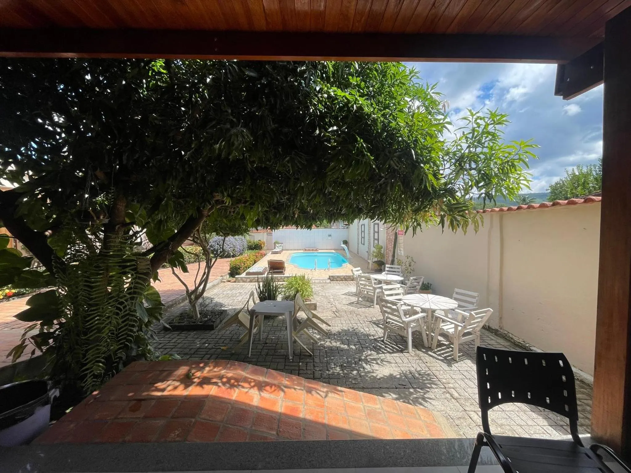Swimming pool in Hotel Pousada das Flores