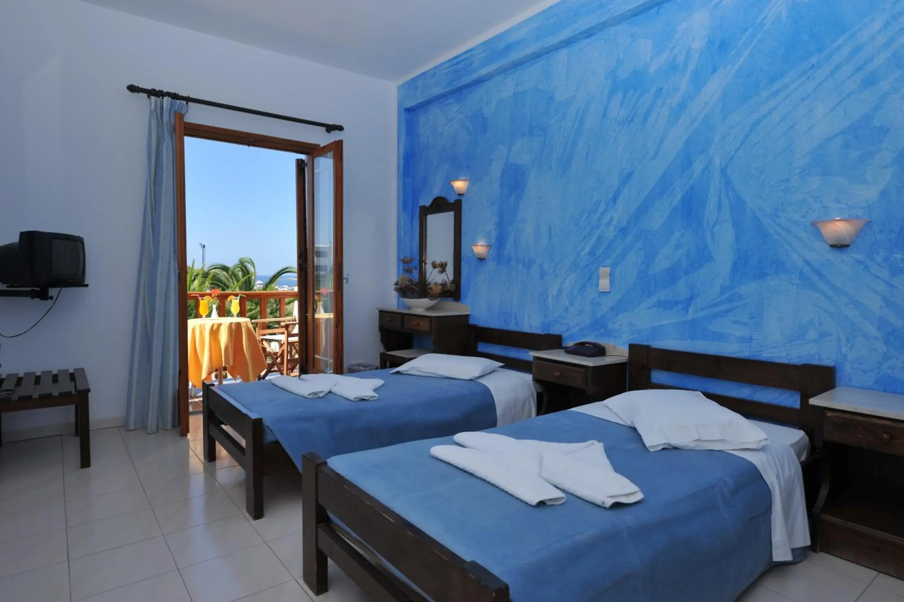 Double or Twin Room in Eri Hotel Double or Twin Room in Eri Hotel