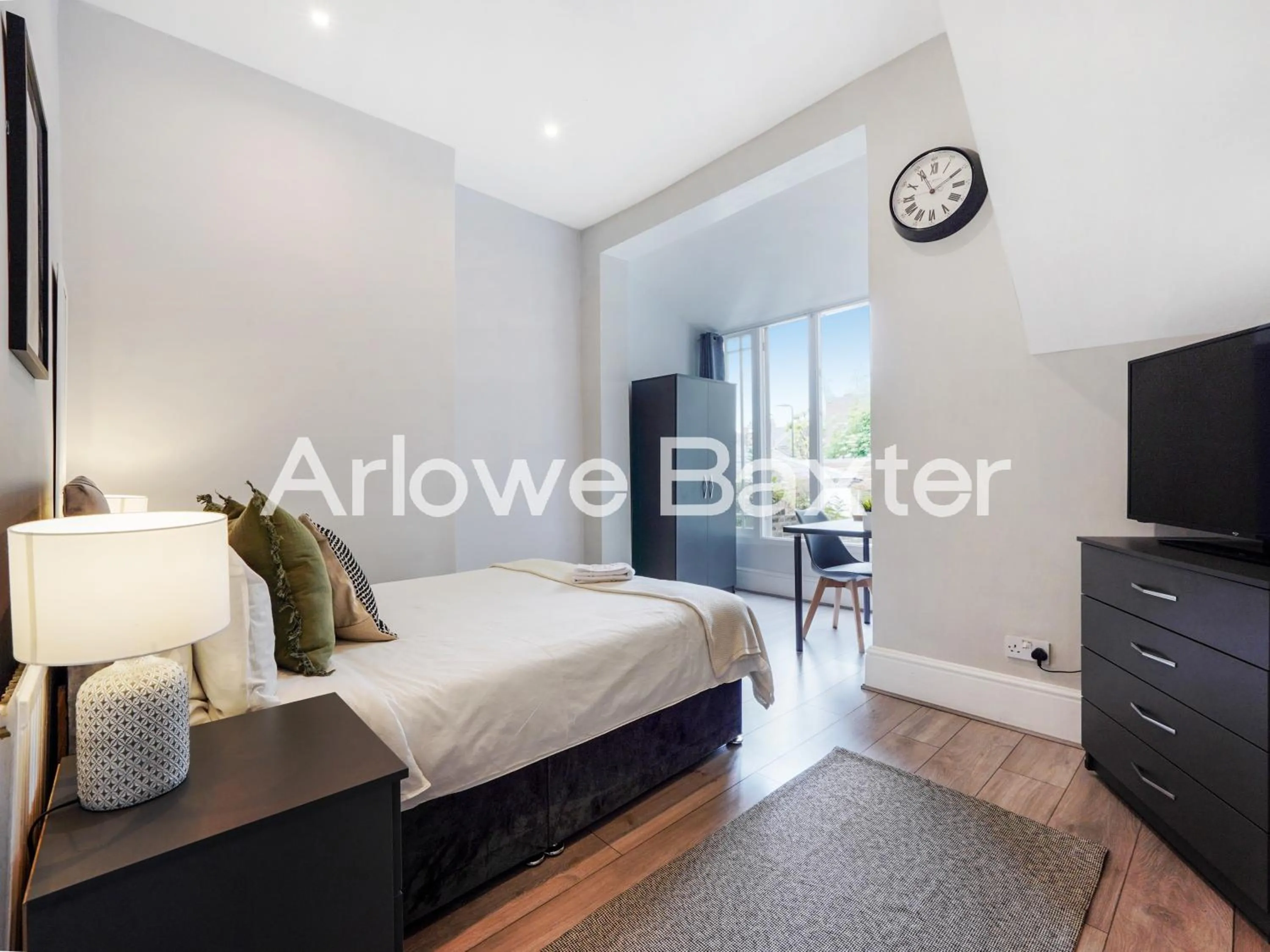 Bed in Hackney Guest Rooms