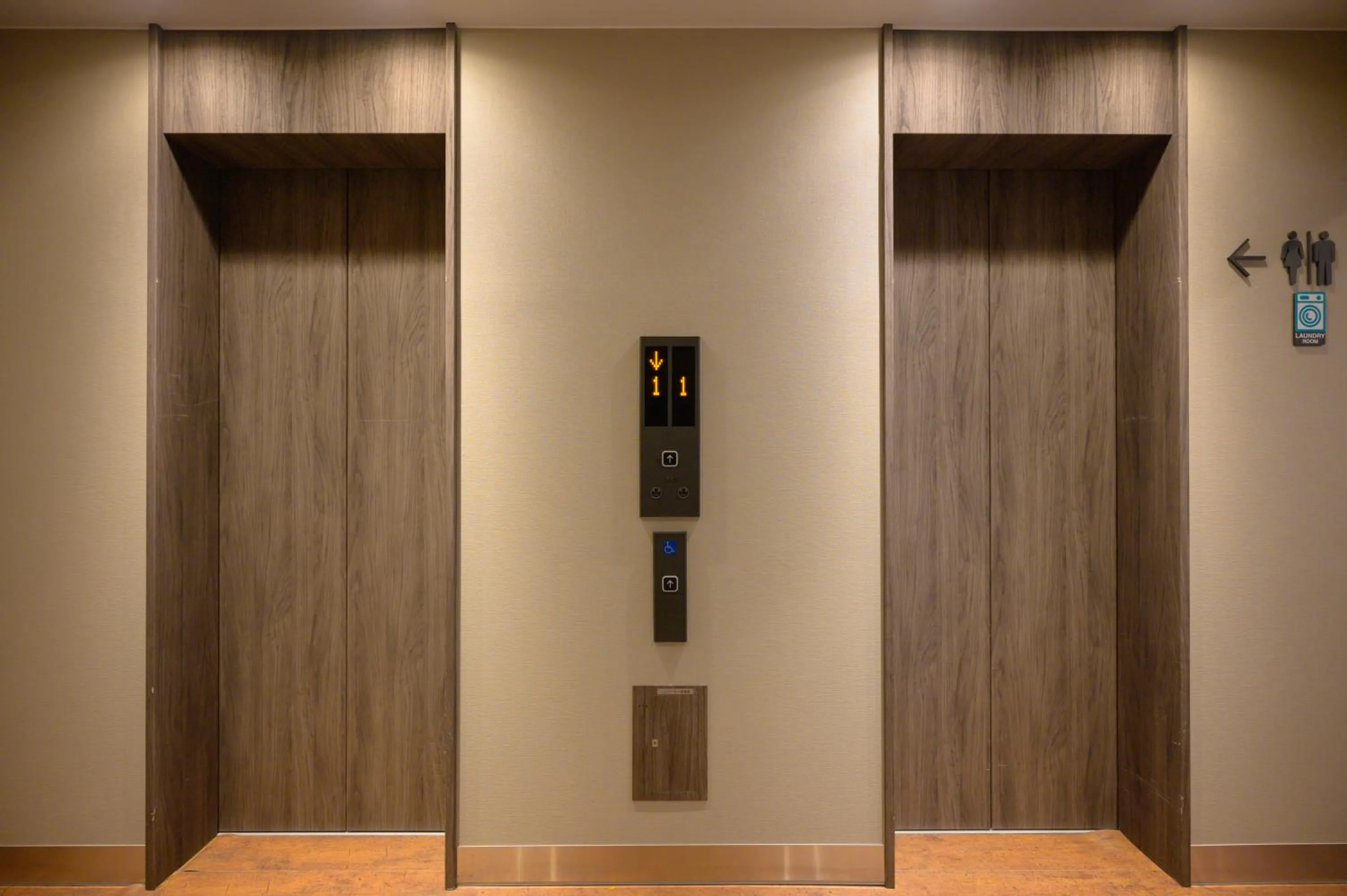 elevator in OTHER SPACE Asakusa