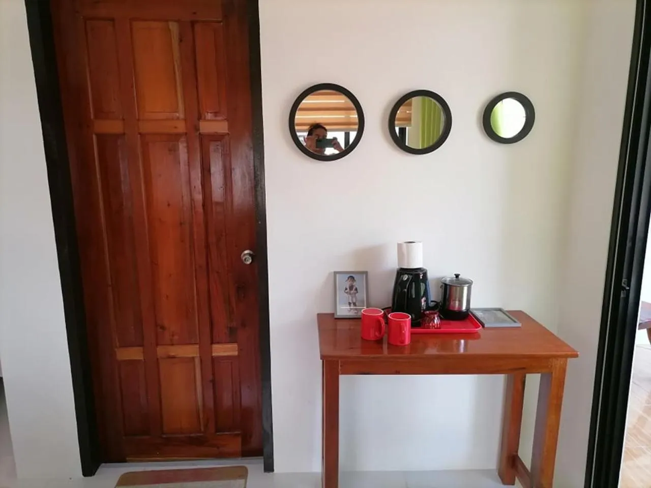 hair dresser in La Bella Swiss Inn