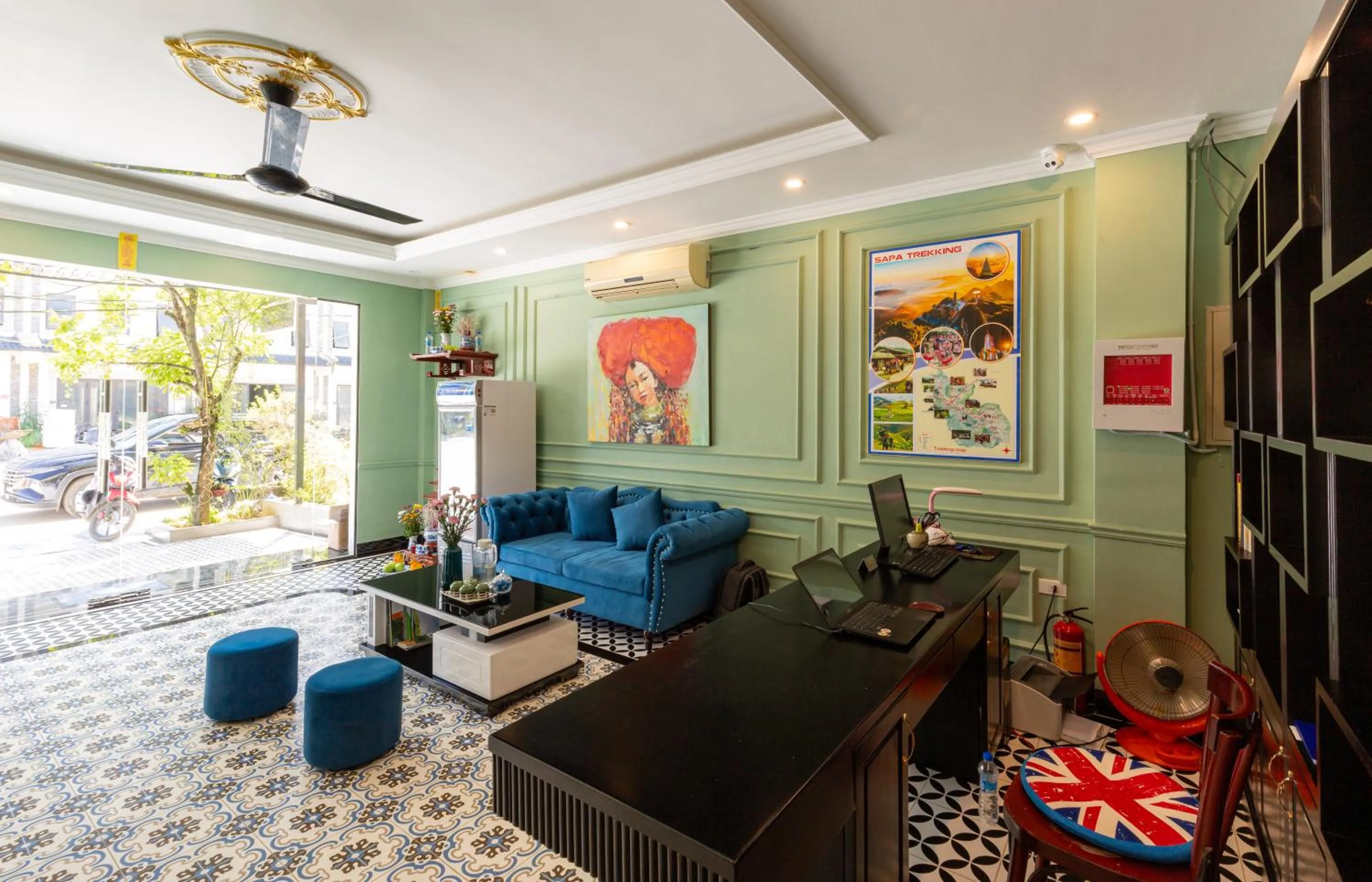 Communal lounge/ TV room in THE 1903 Sapa