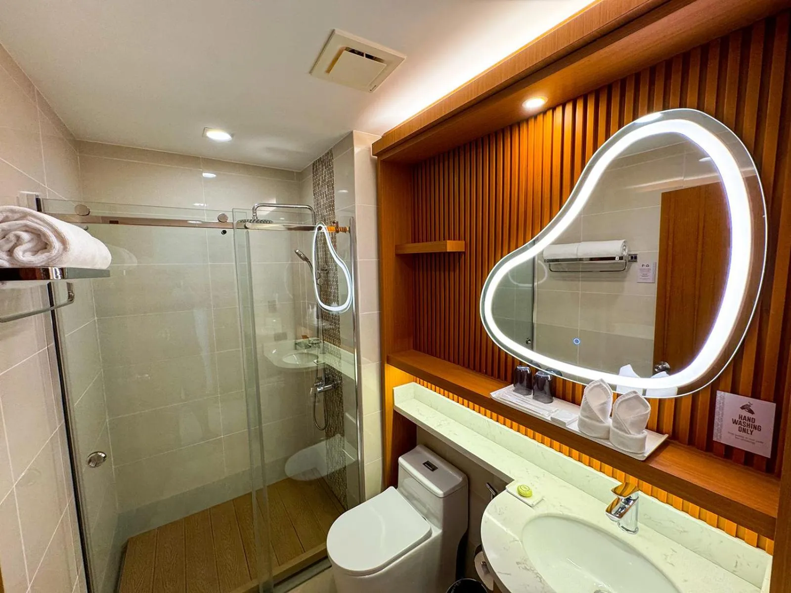 Cebu One Tectona Resort Hotel