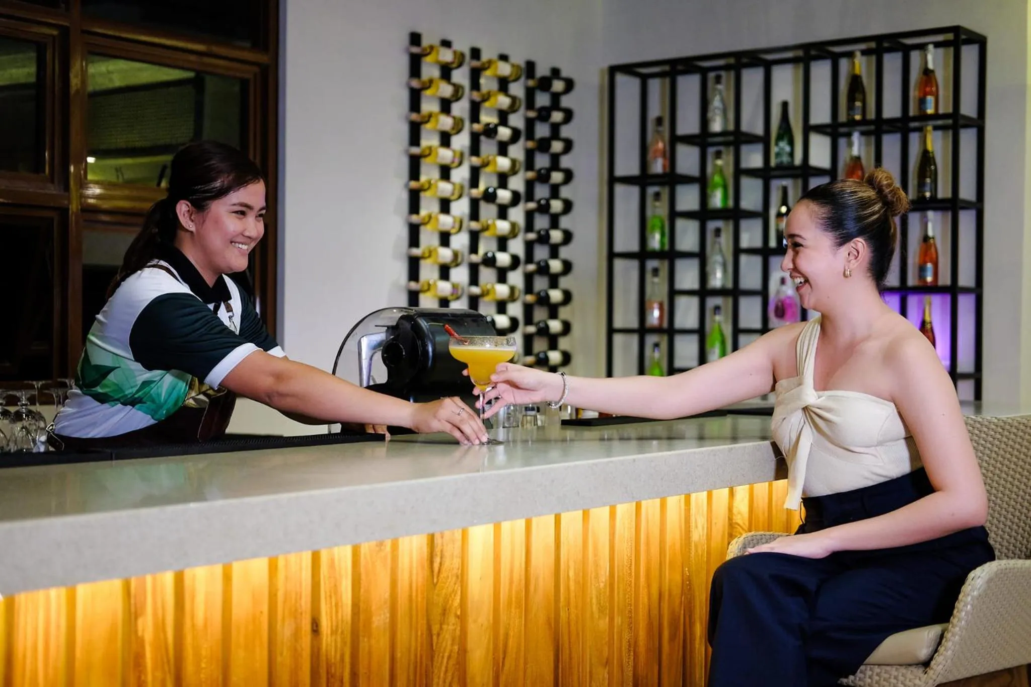 Lounge or bar in Cebu One Tectona Resort Hotel