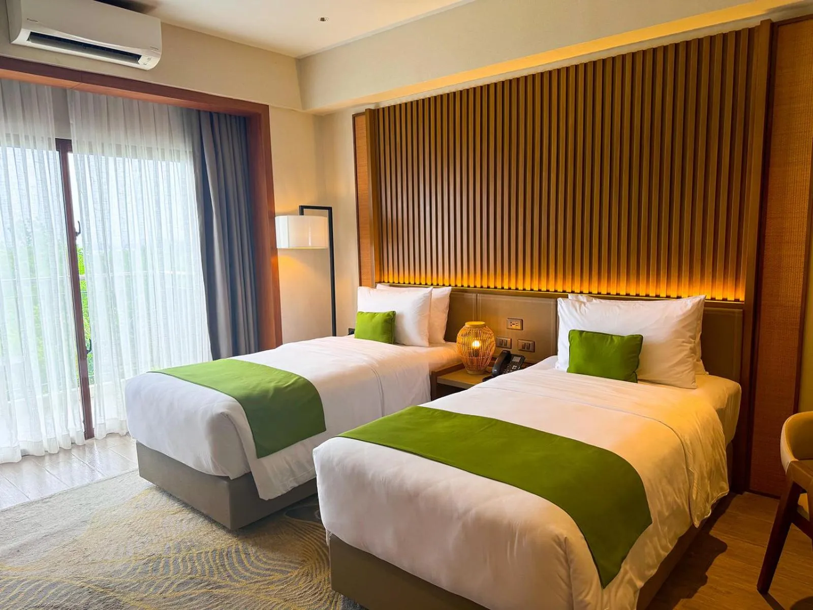 Bed in Cebu One Tectona Resort Hotel