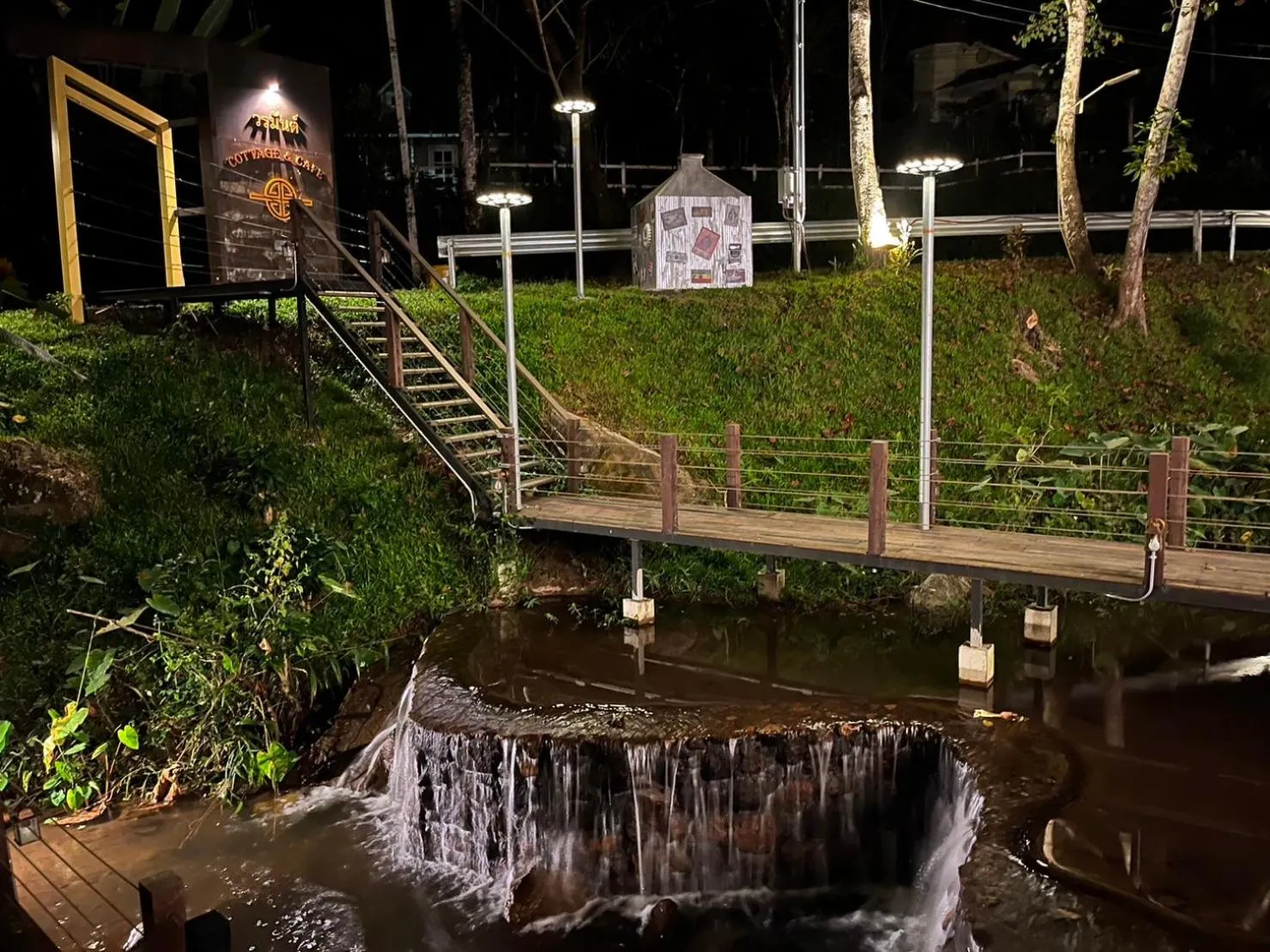 Night in Voraman B-One