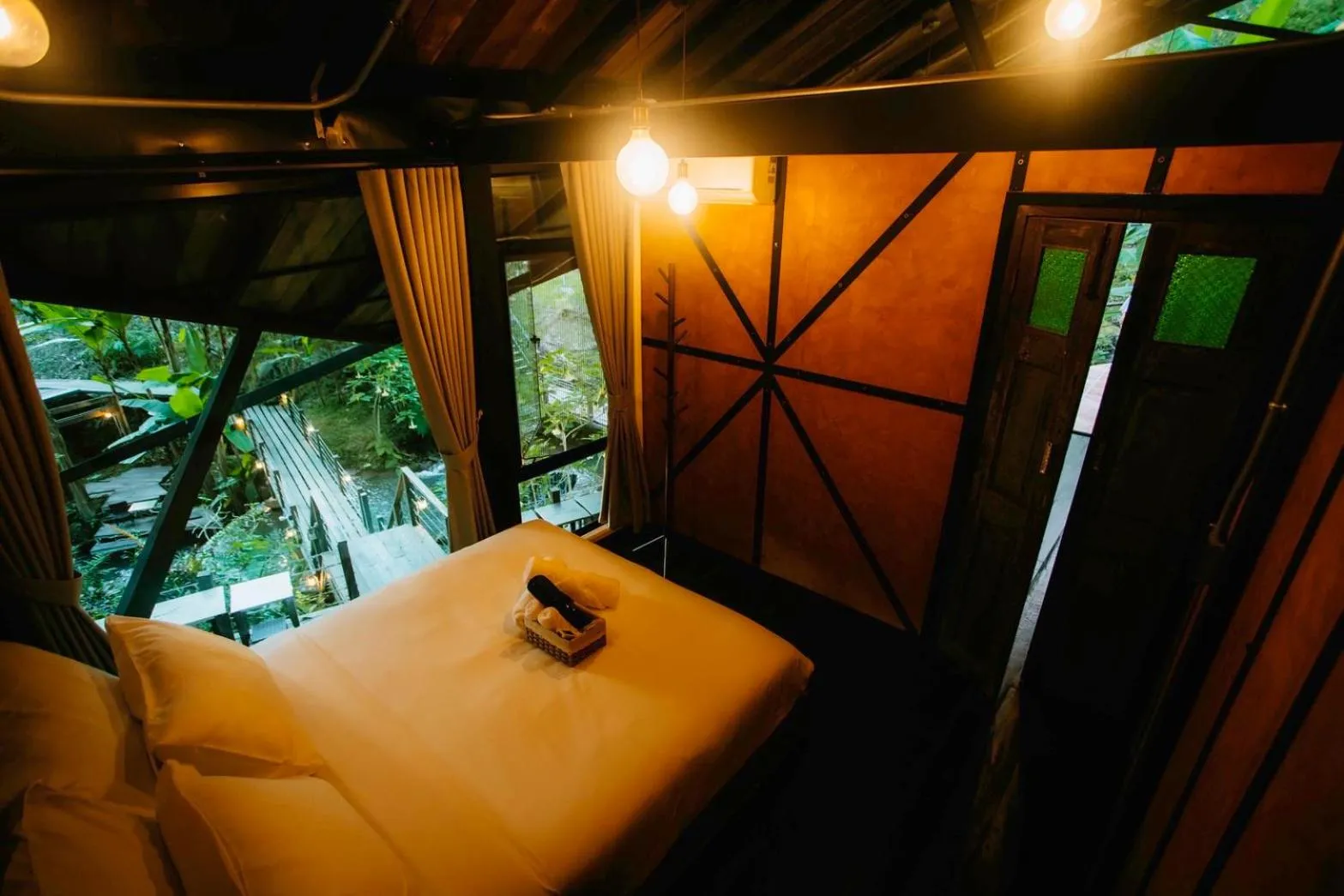 Bed in Voraman B-One