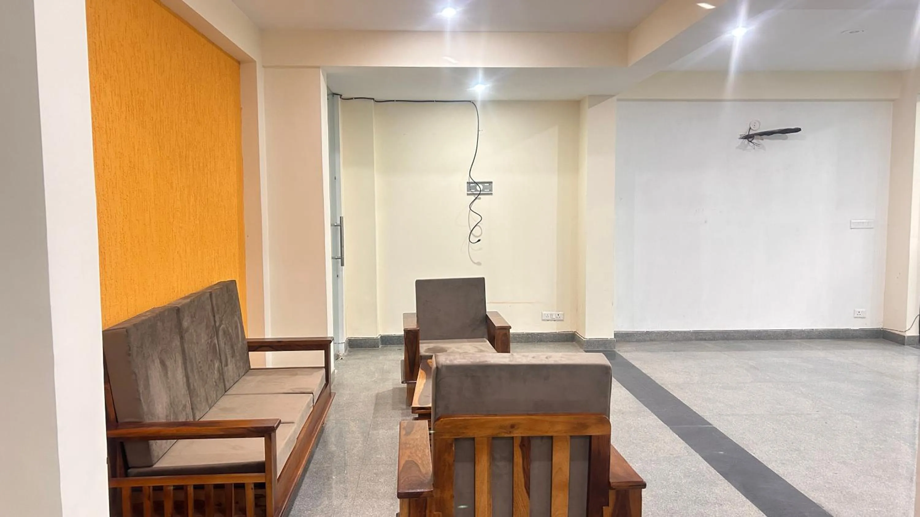 Lobby or reception in Lime Tree 1BHK Serviced Apartment - Medanta Medicity, Gurgaon