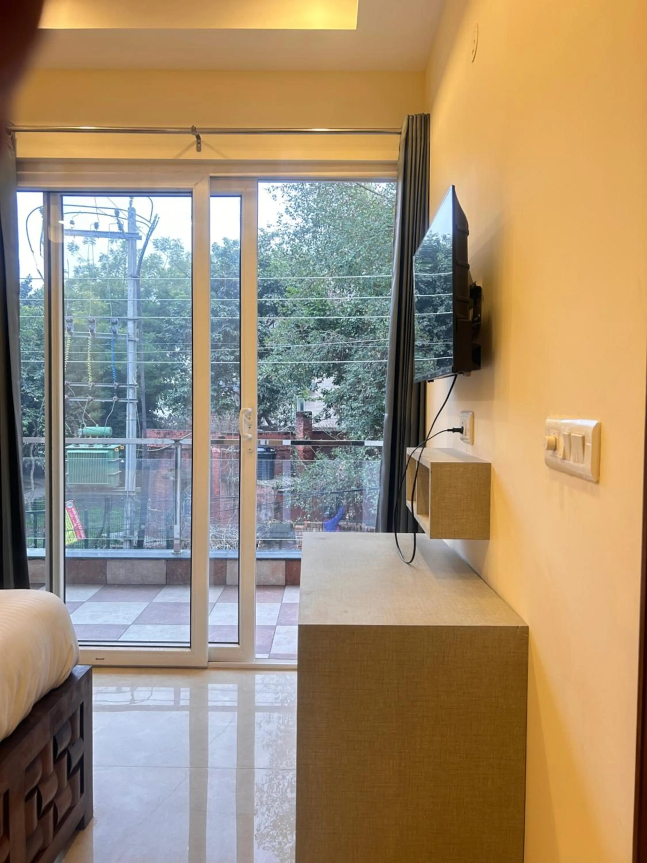 Property building in Lime Tree 1BHK Serviced Apartment - Medanta Medicity, Gurgaon