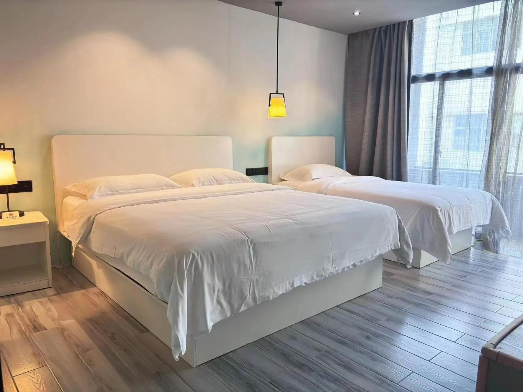 YueLanwan Seaside Resort Hotel